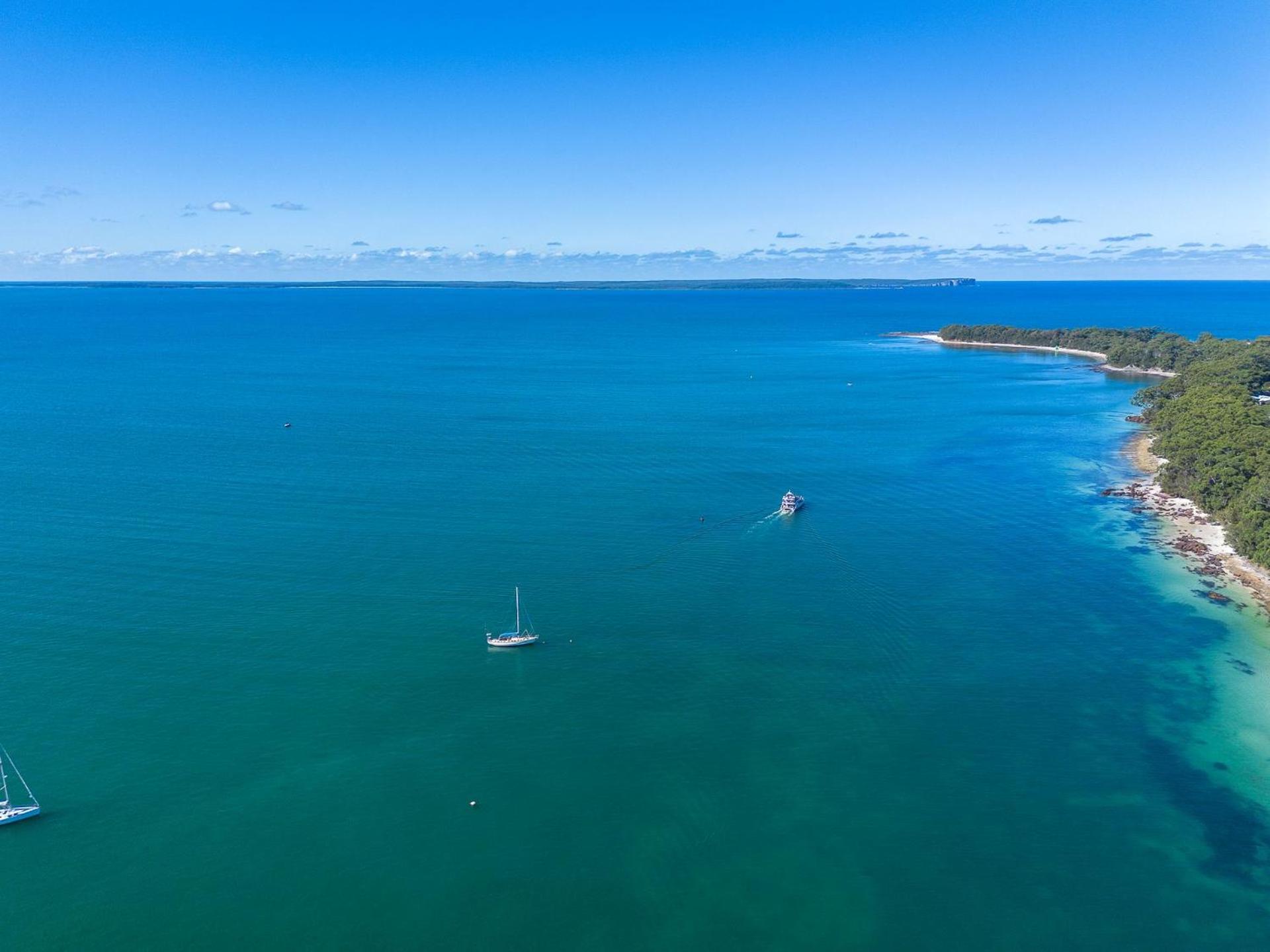 Seaside Escape - direct Collingwood Beach access