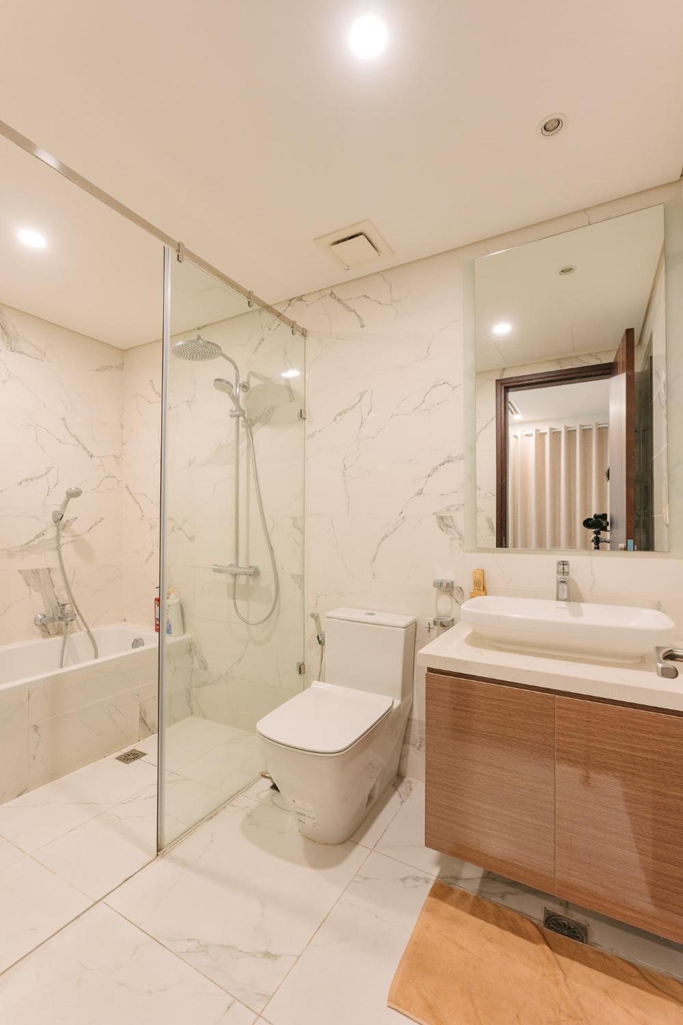 Hi-Home Suites - Hanoi Downtown Aqua Central