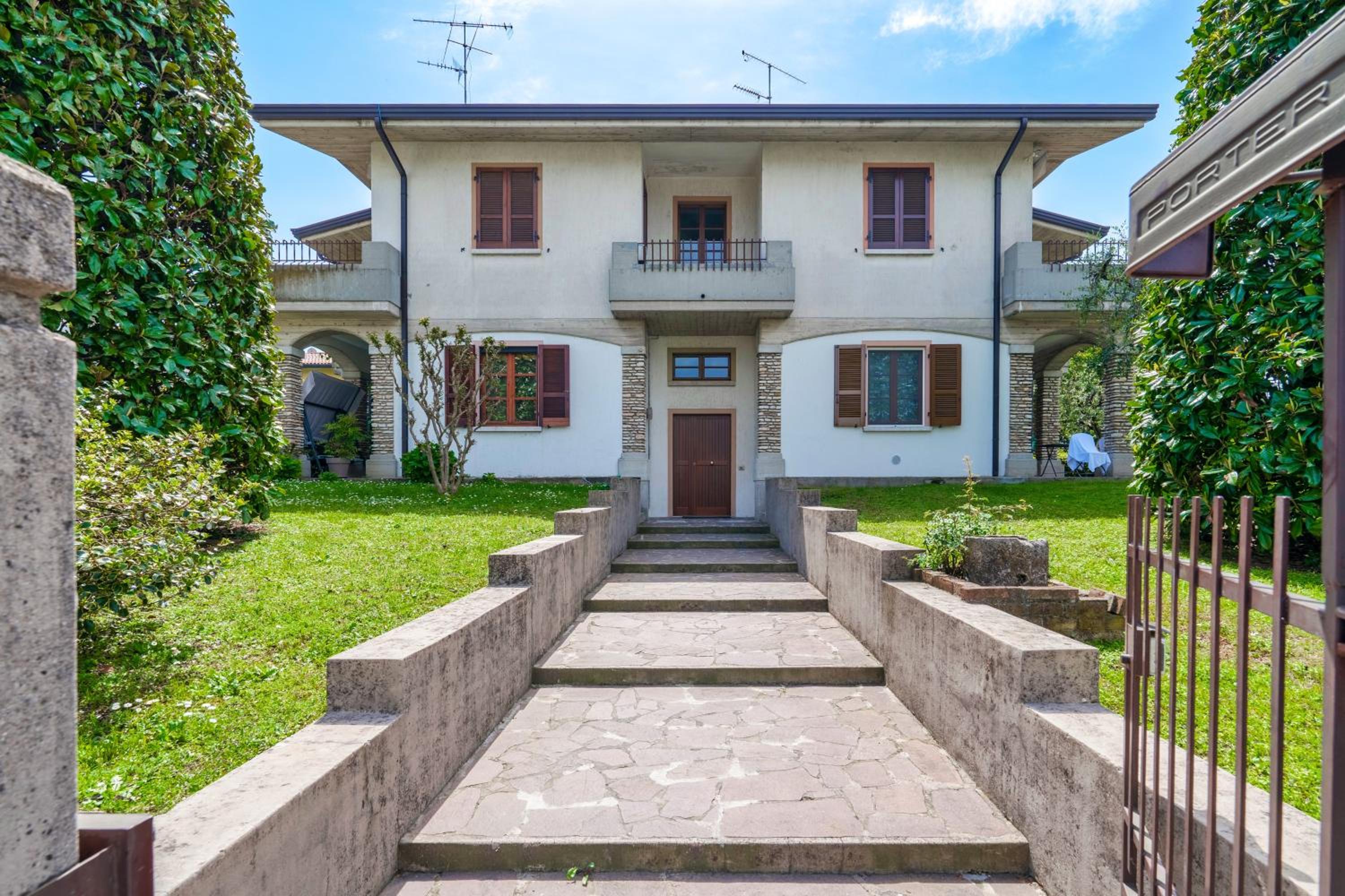 Sara al Lago - con garage e WiFi view 5