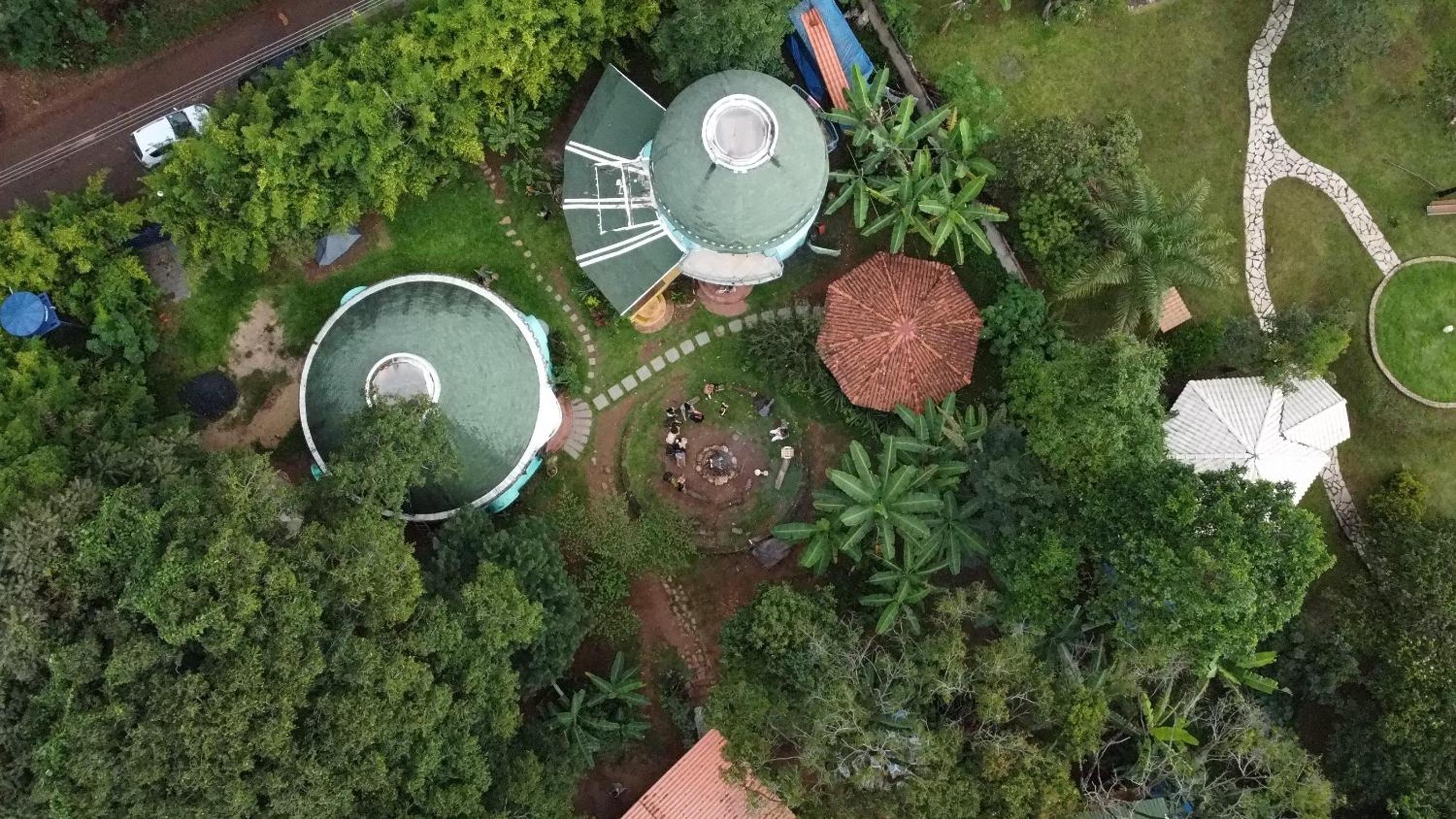 Espaço Cultural Lotus - Suítes, Hostel e Camping