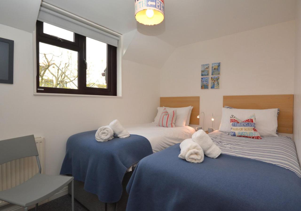 2 Bed in Padstow oc-p00330
