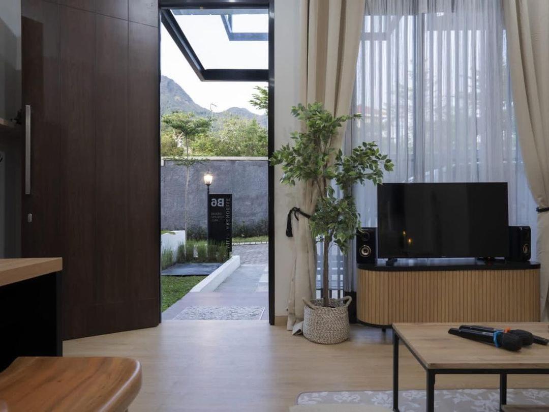 Villa pak joni view 3