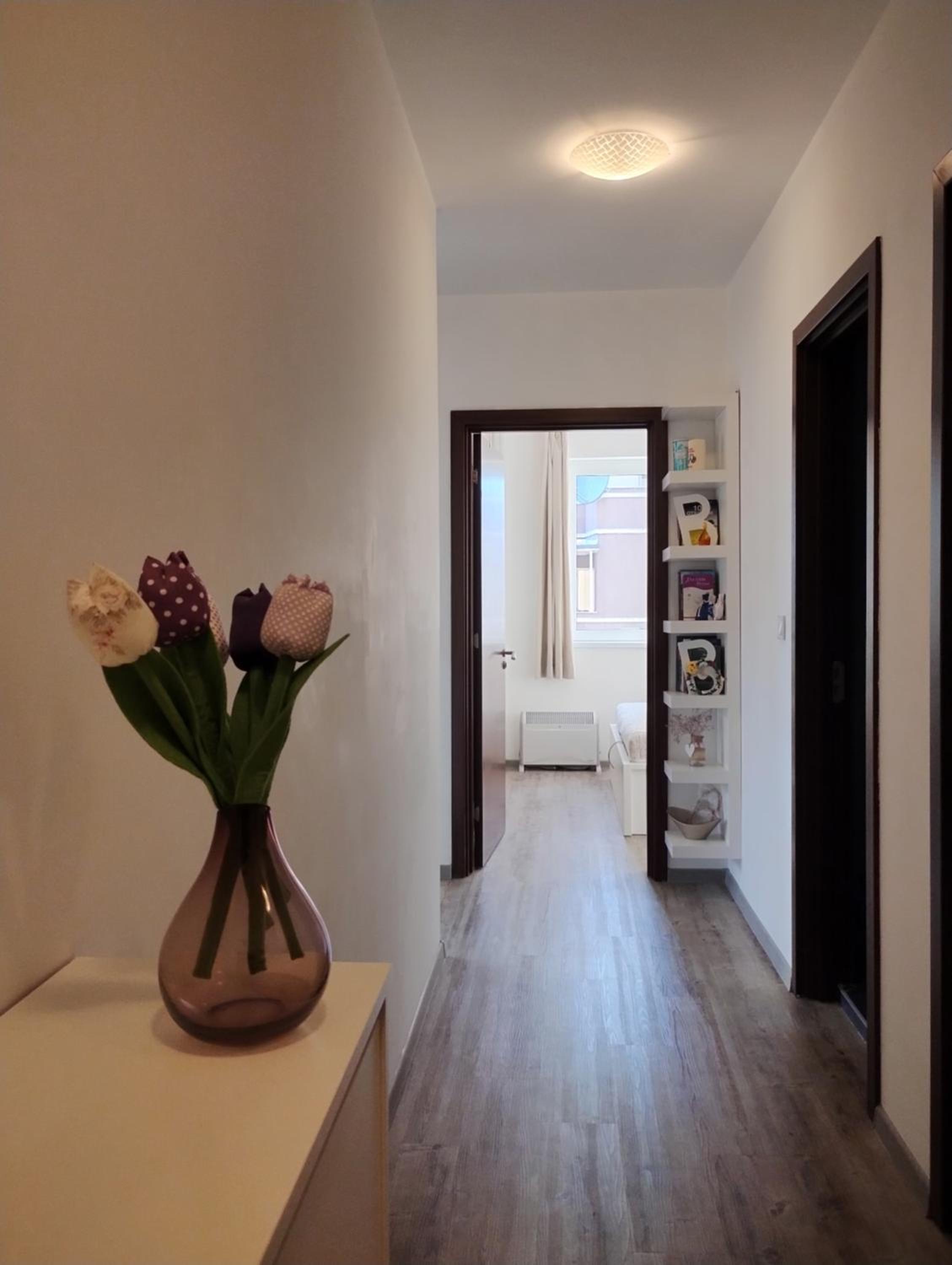 Happy Apartment & Free Breakfast - Mladost