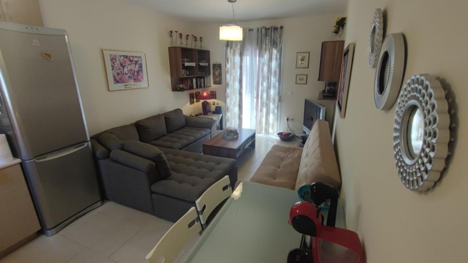 Loukas Apartment