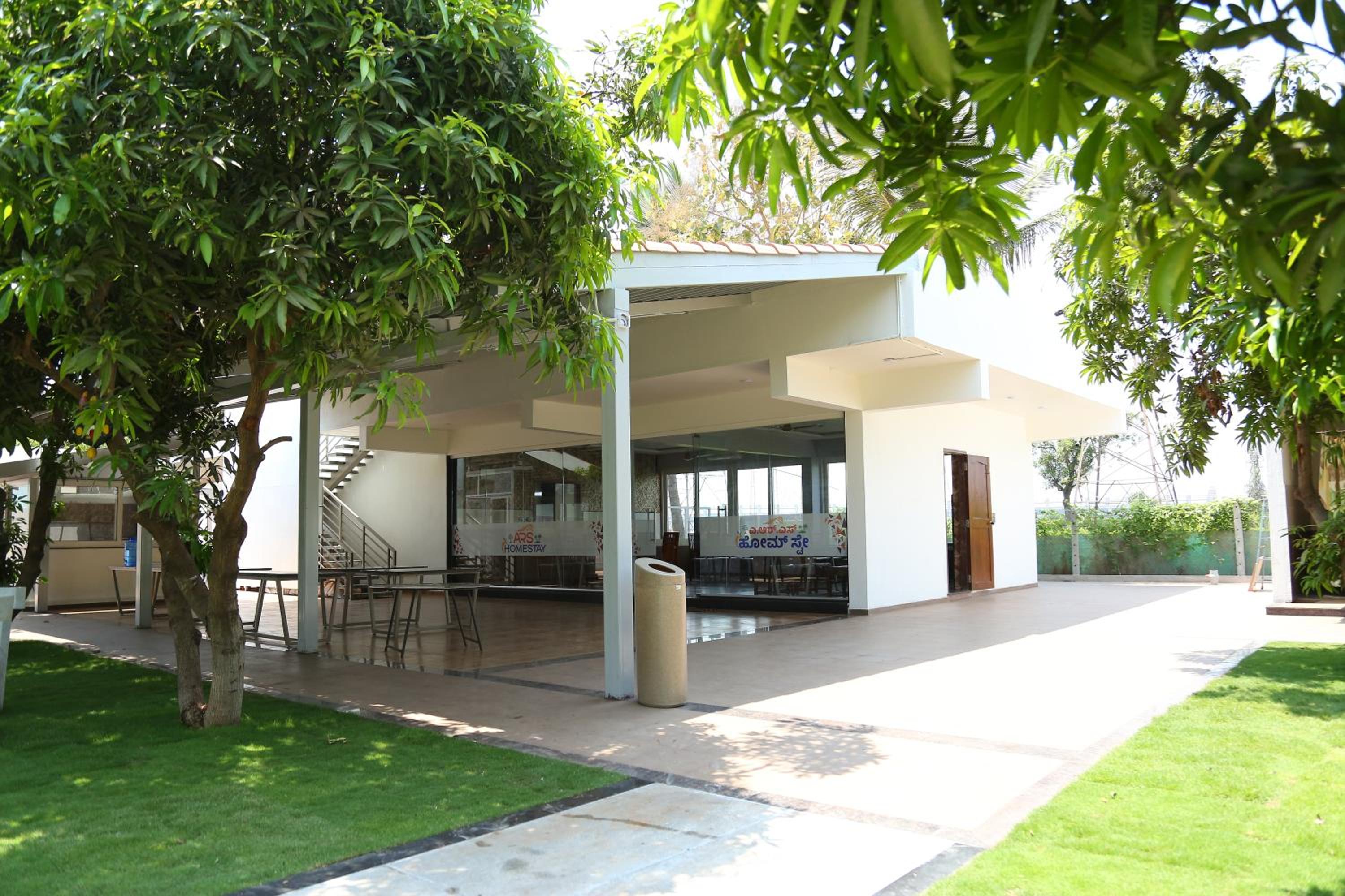 meeting & event spaces