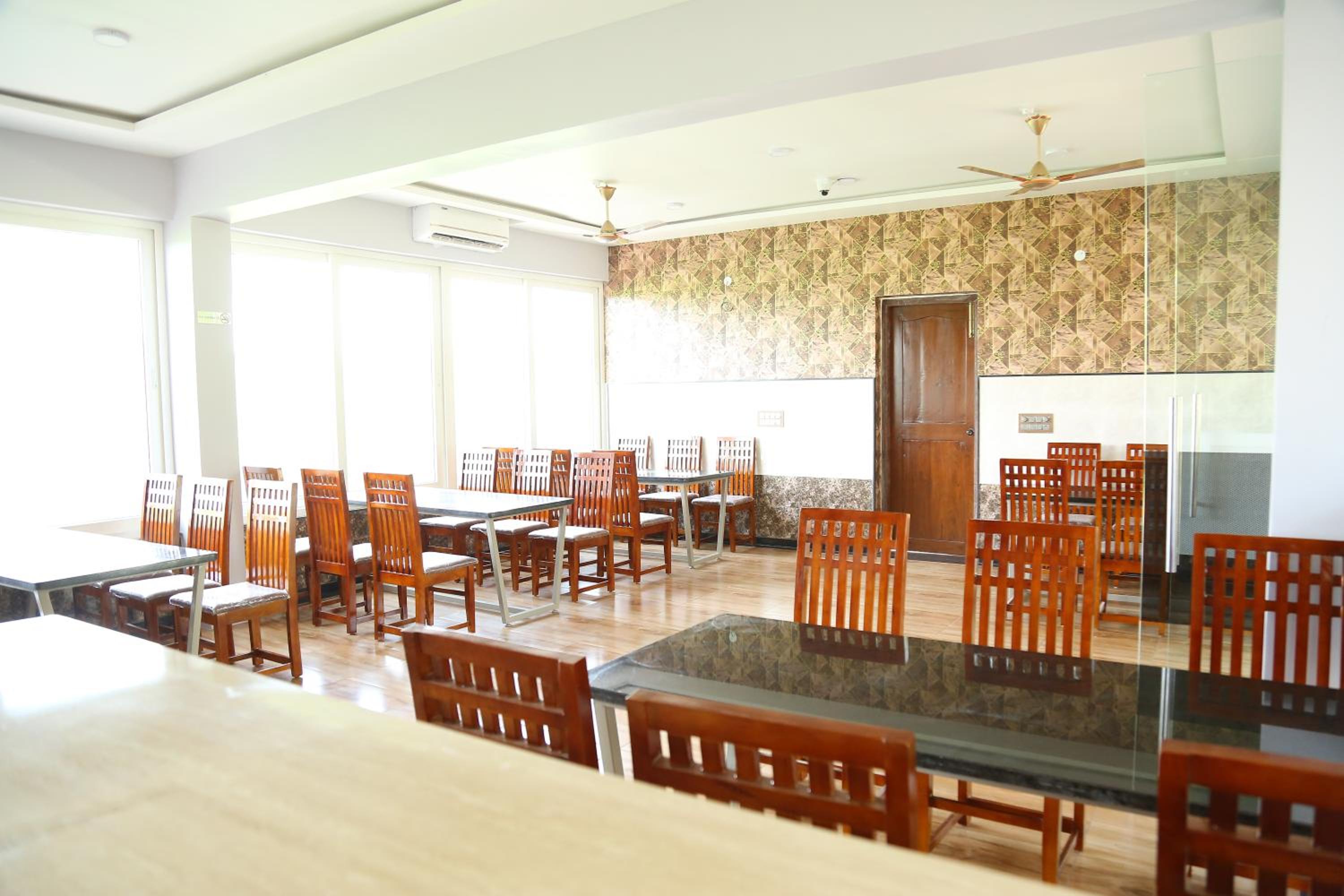 meeting & event spaces