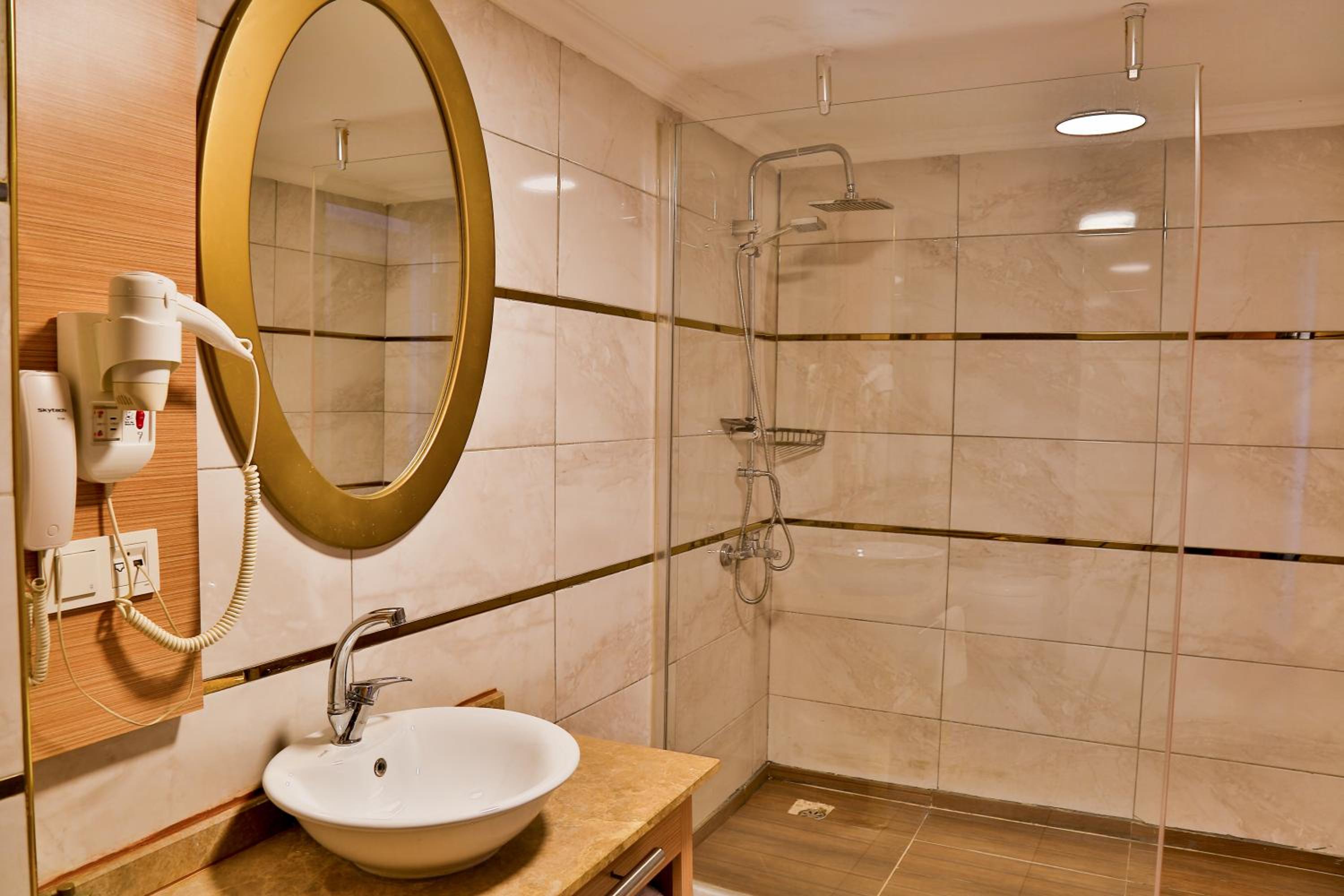 Start Hotel - Image 11