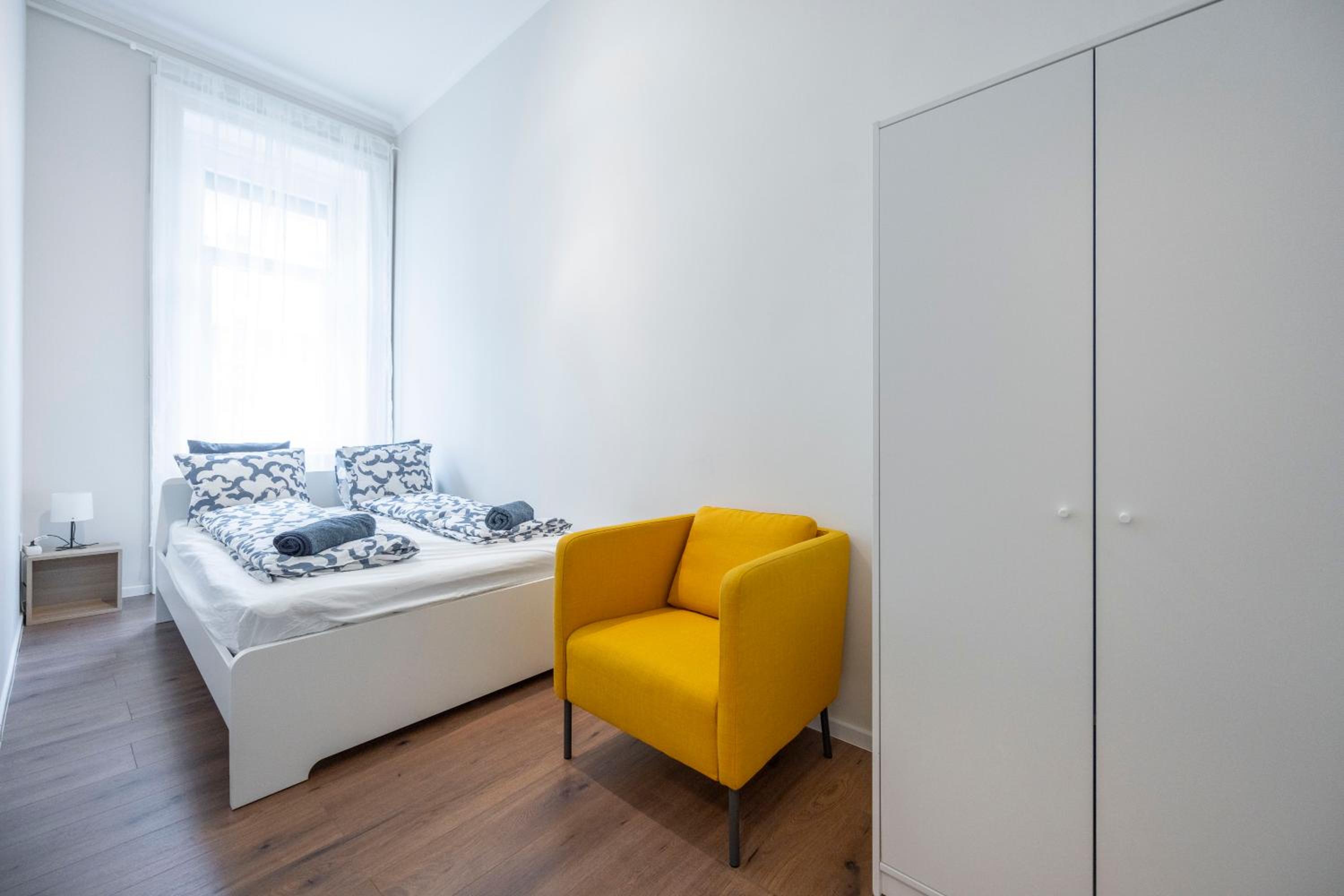 Lovely Central Apartment by Julia view 4