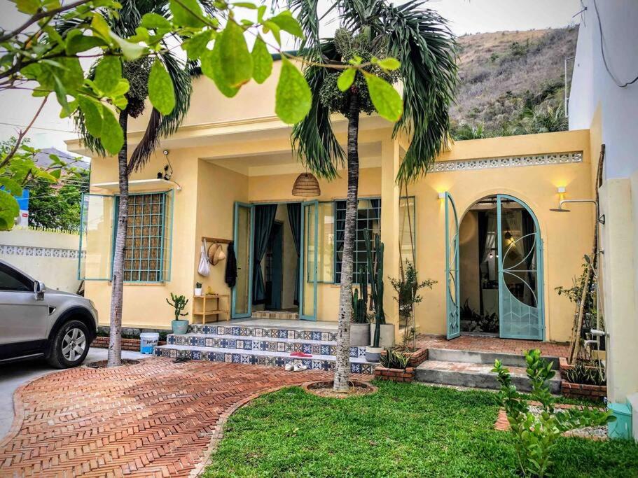 Annie homestay 213 Duong Hien Quyen view 2