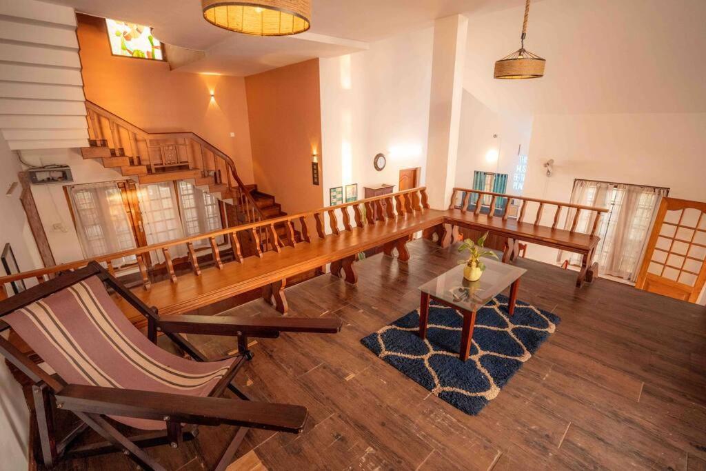 lounge