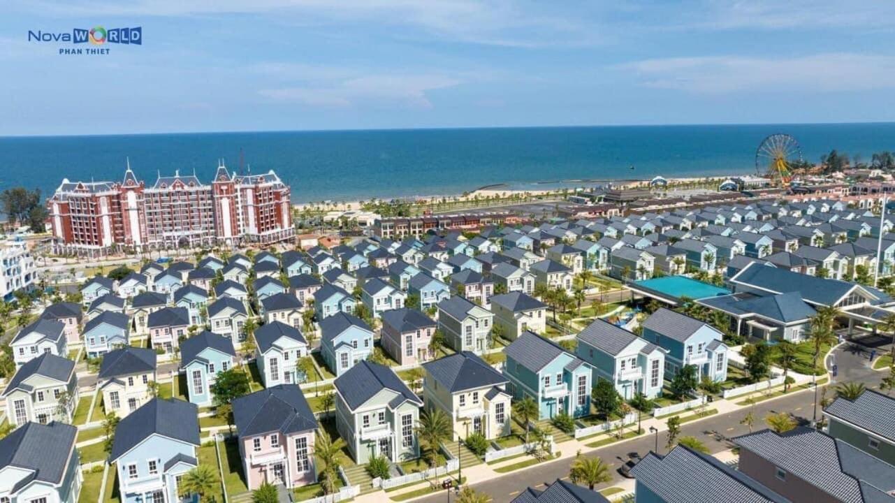 LuxVilla 4BR NovaWorld Phan Thiết view 2