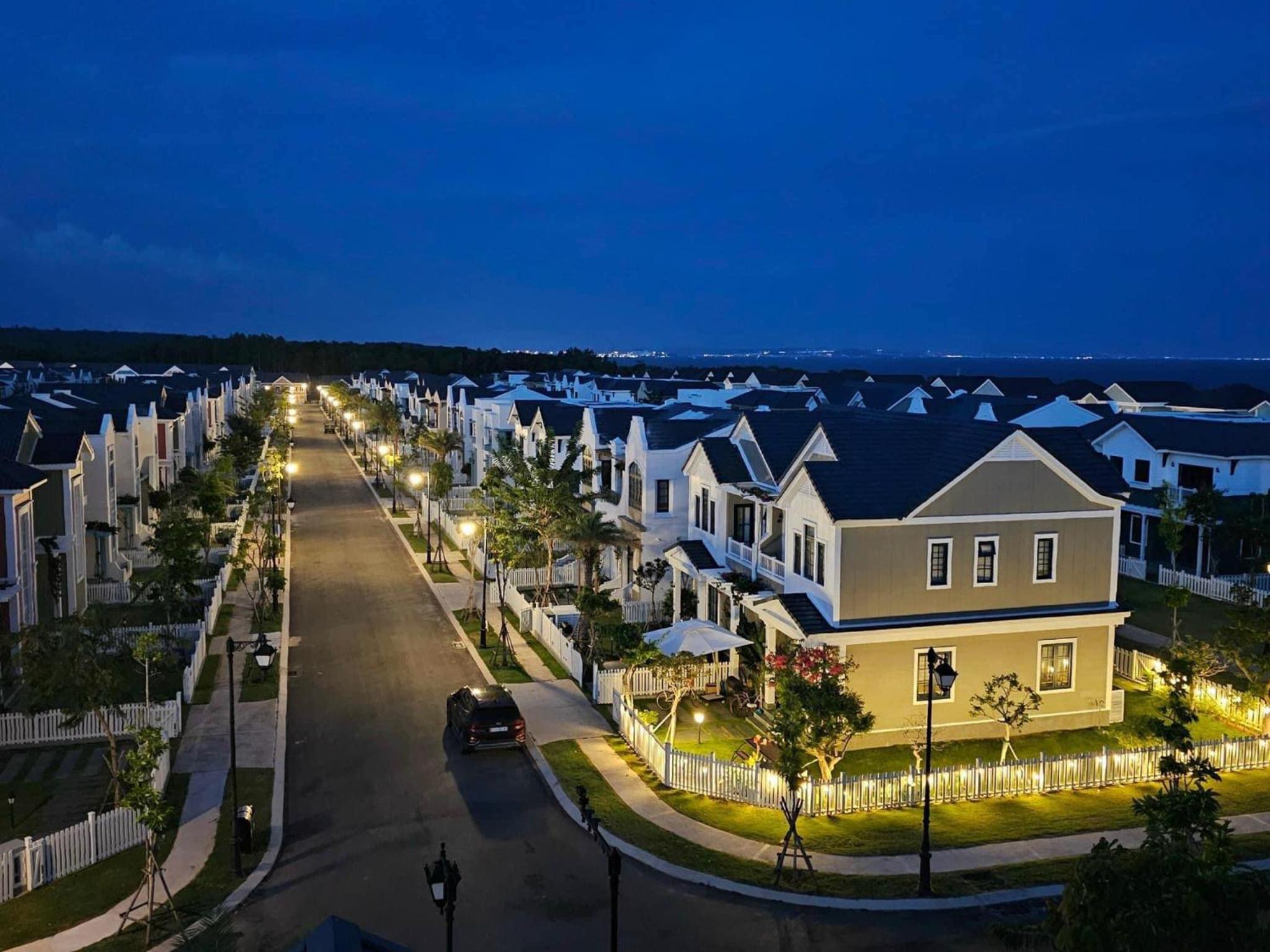 LuxVilla 4BR NovaWorld Phan Thiết view 3