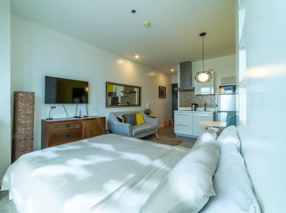 StayHere 5 Star Studio Amenities Starlit View view 2