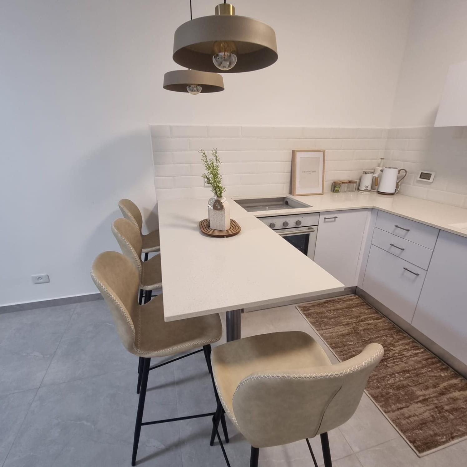 MLN suite view 5