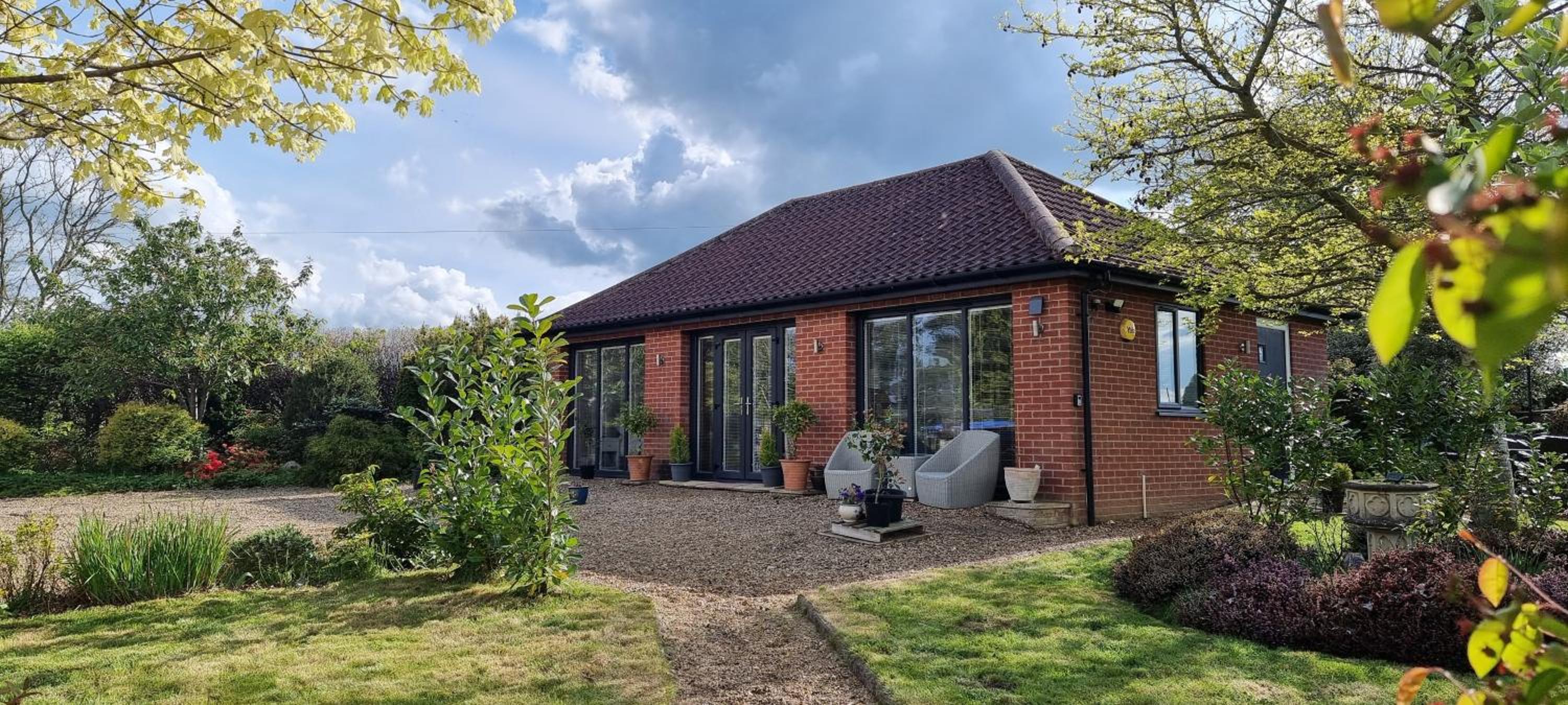 Begonia Cottage