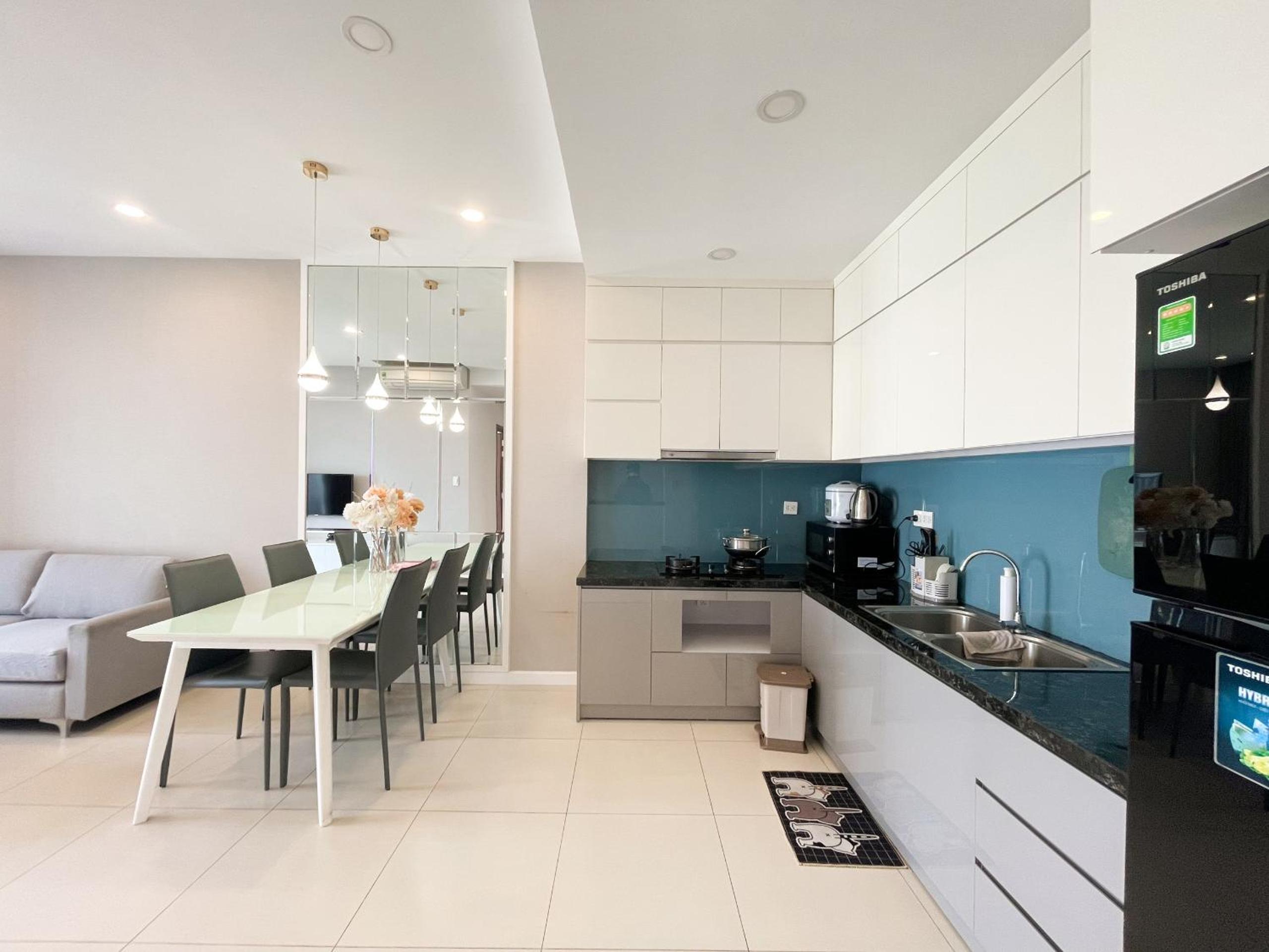 Hotel Sunrise City View 2 phòng ngủ, sử dụng hồ bơi miễn phí - Image 1