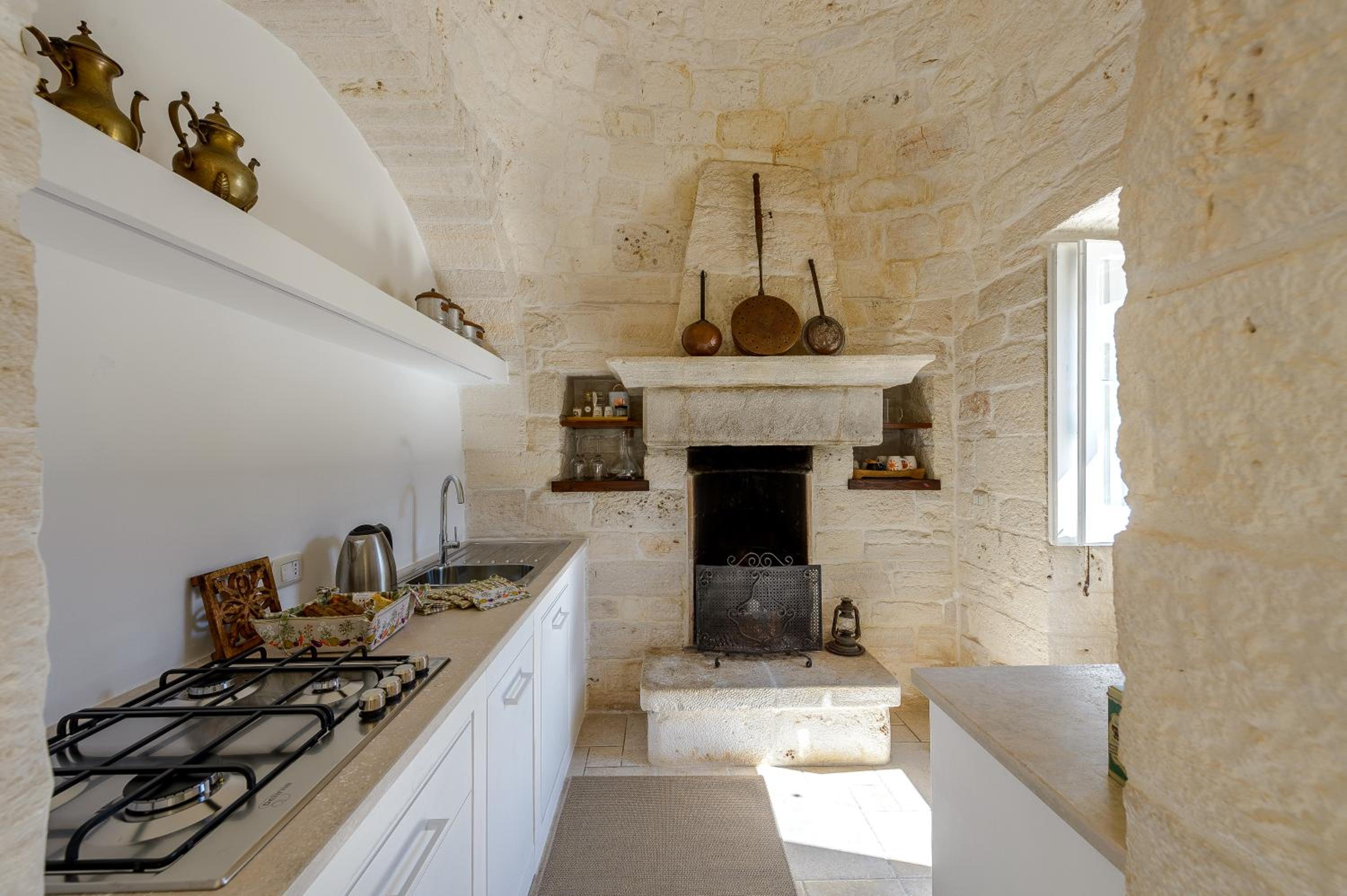 Trulli Nigri Holidays with private swimming pool