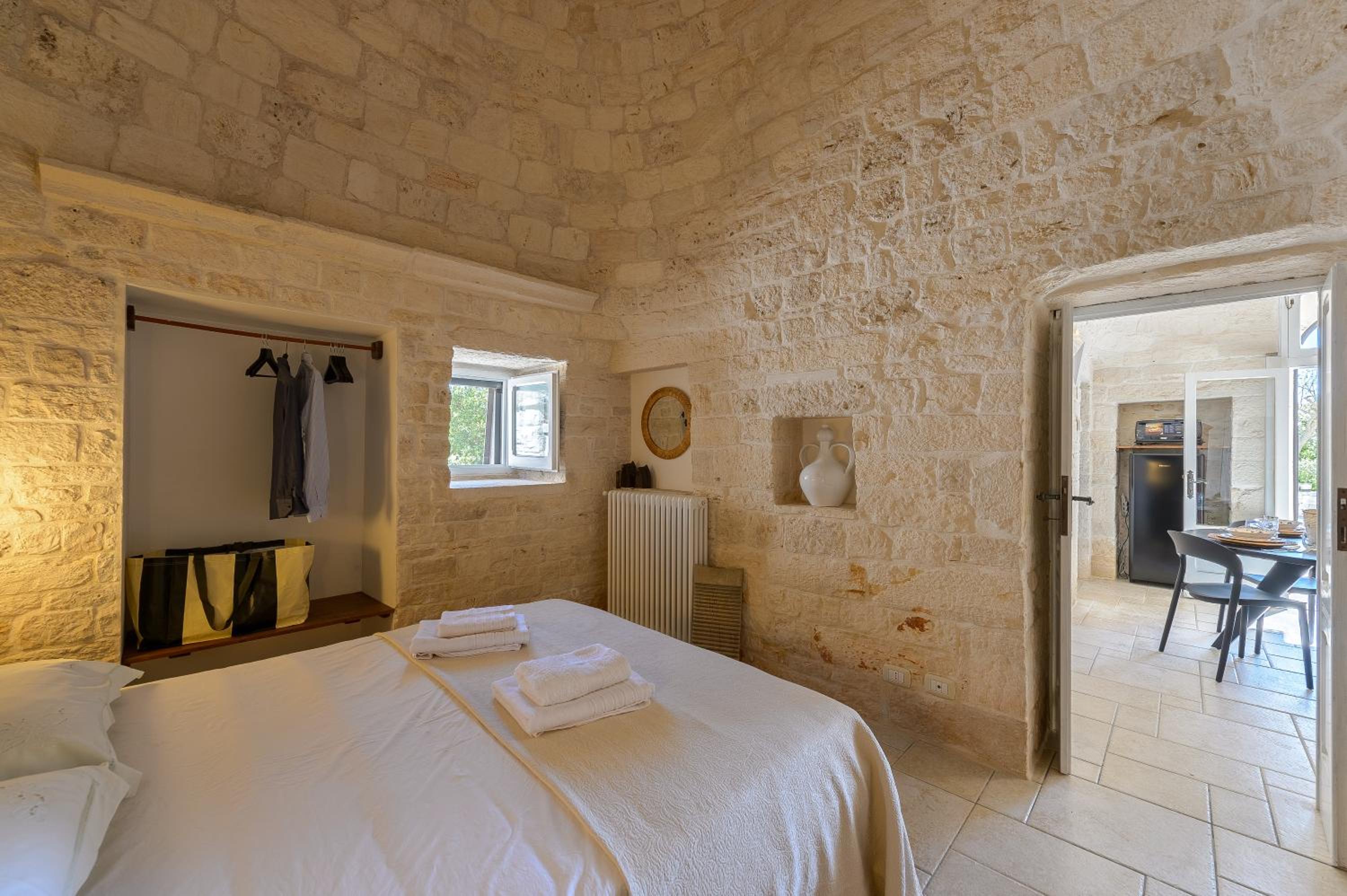 Trulli Nigri Holidays with private swimming pool