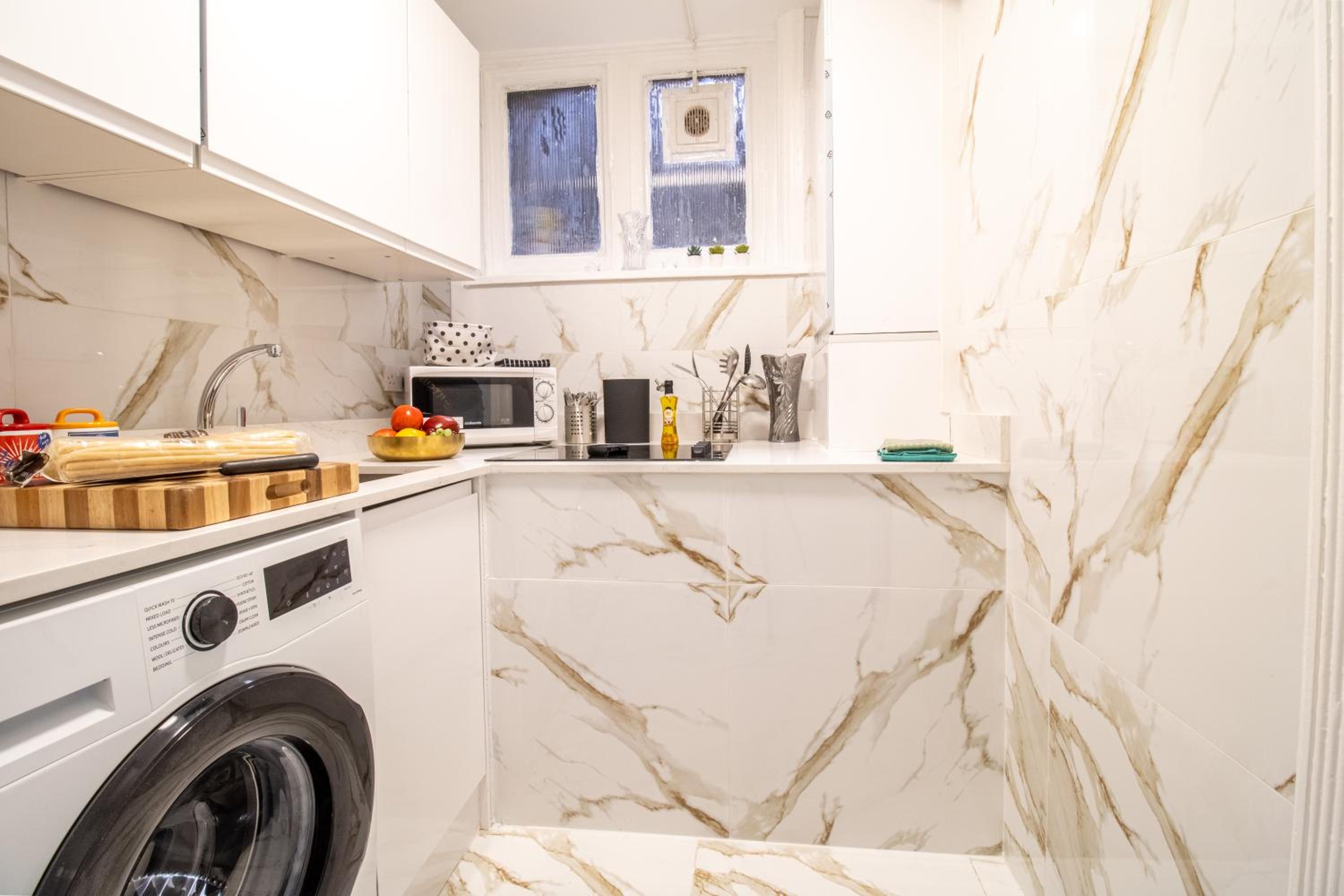 Luxurious Apartments on Oxford Street