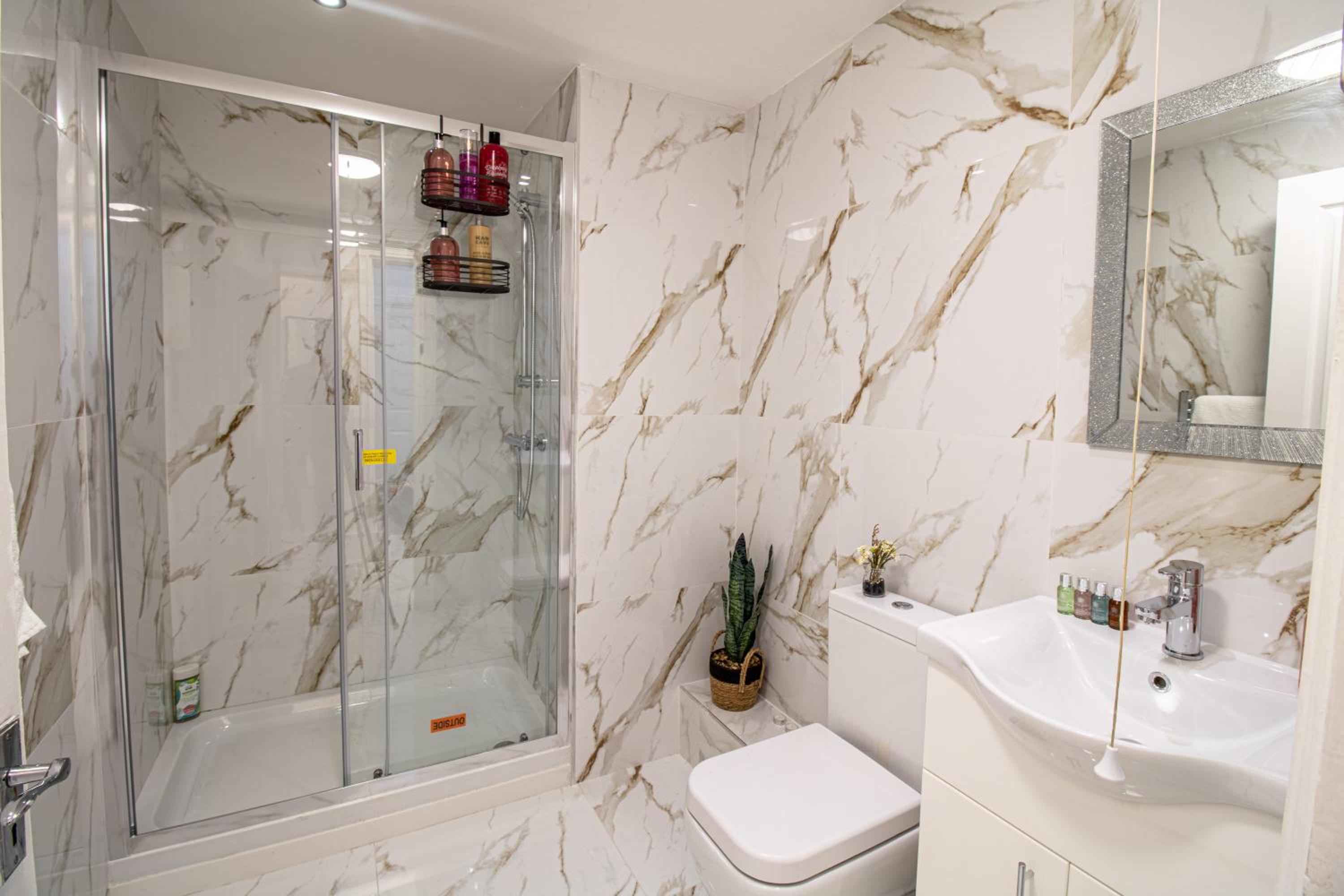 Luxurious Apartments on Oxford Street