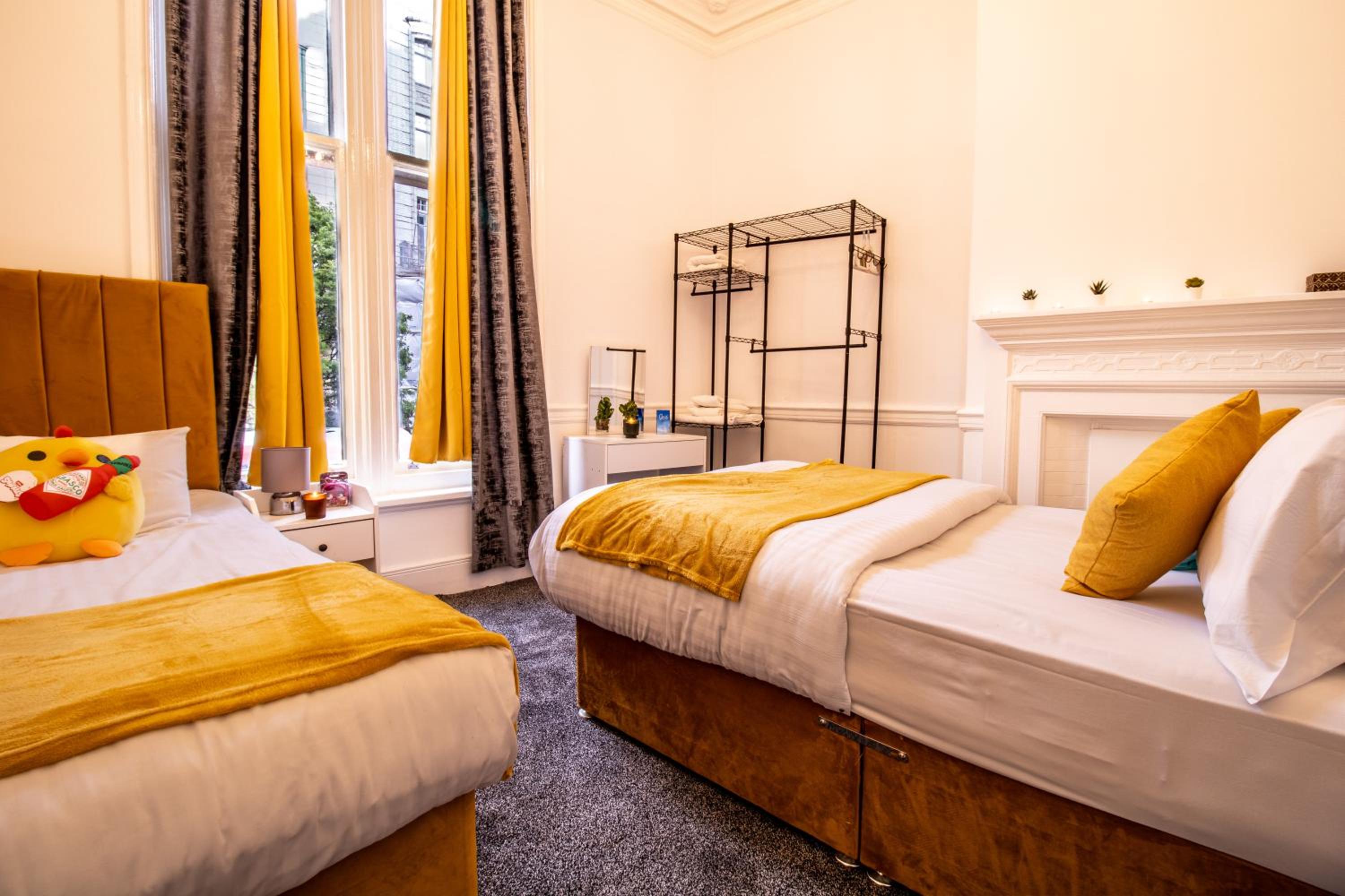Luxurious Apartments on Oxford Street