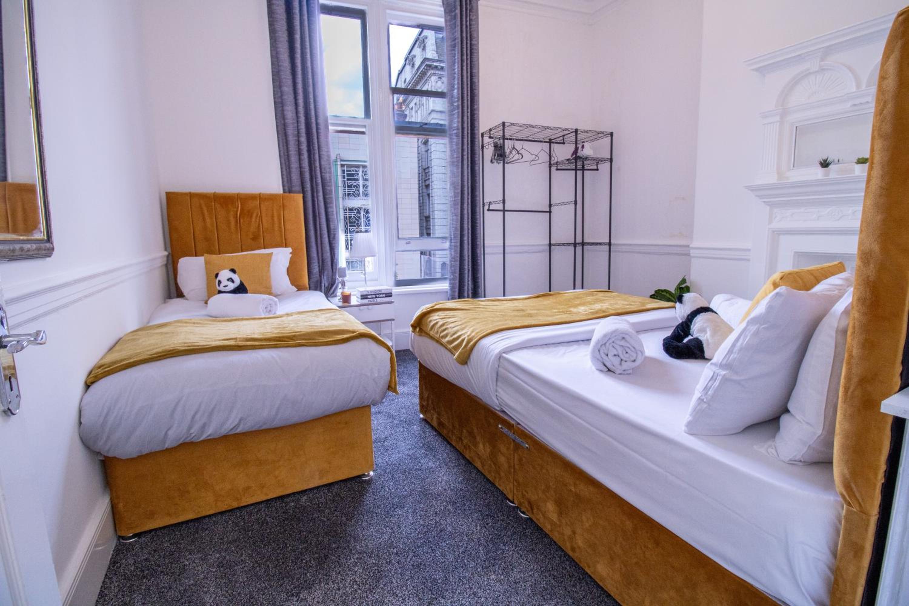 Luxurious Apartments on Oxford Street