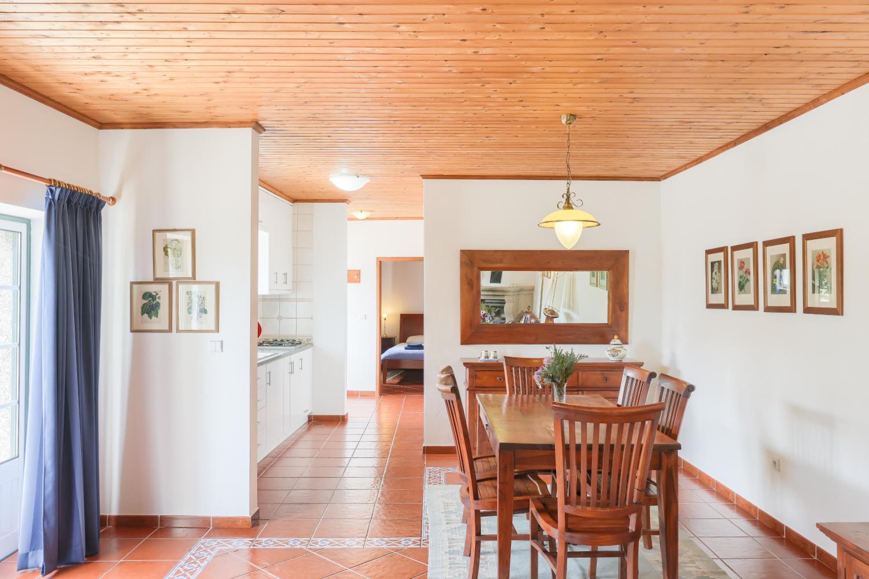 Charming granite cottage in beautiful surroundings