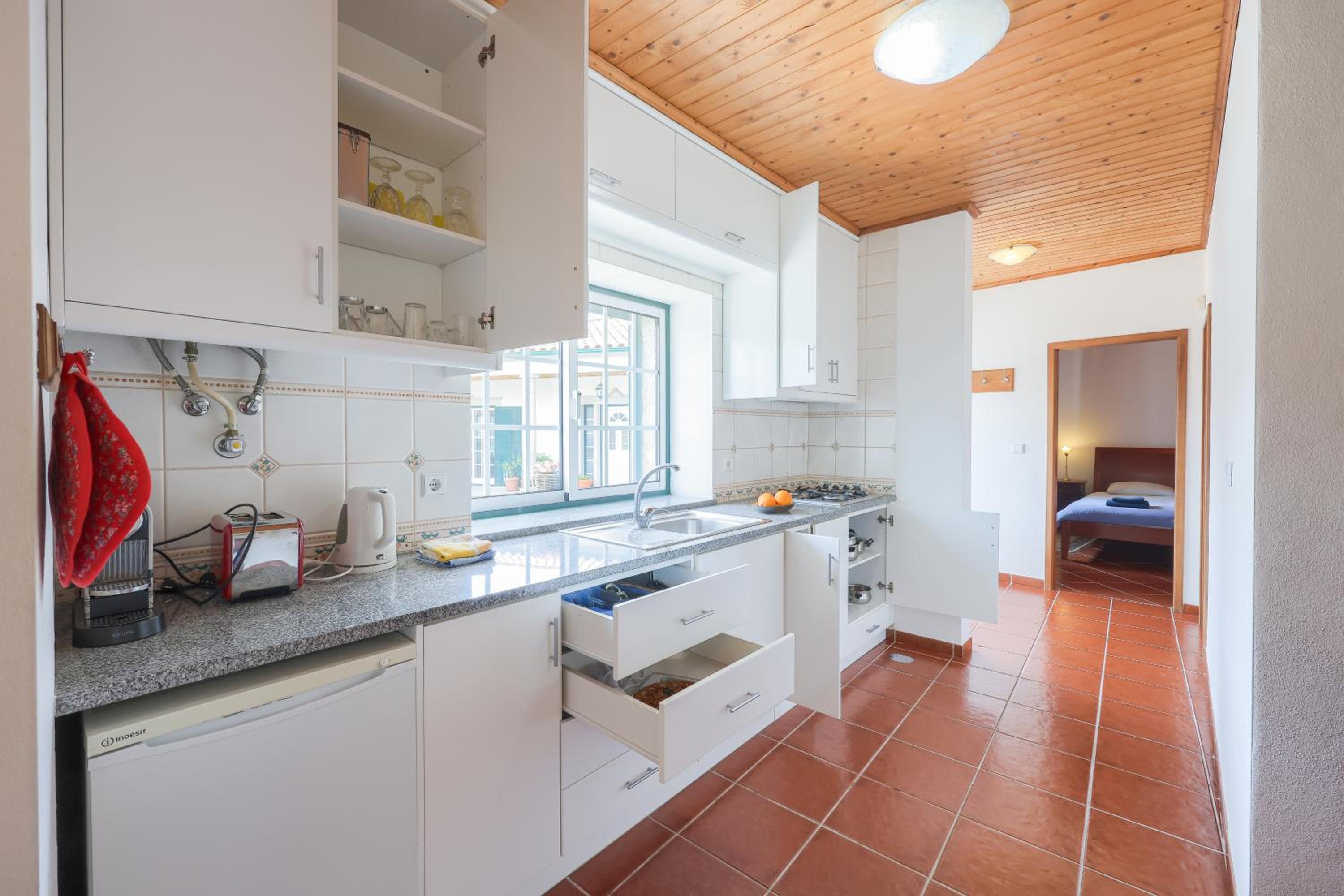 Charming granite cottage in beautiful surroundings