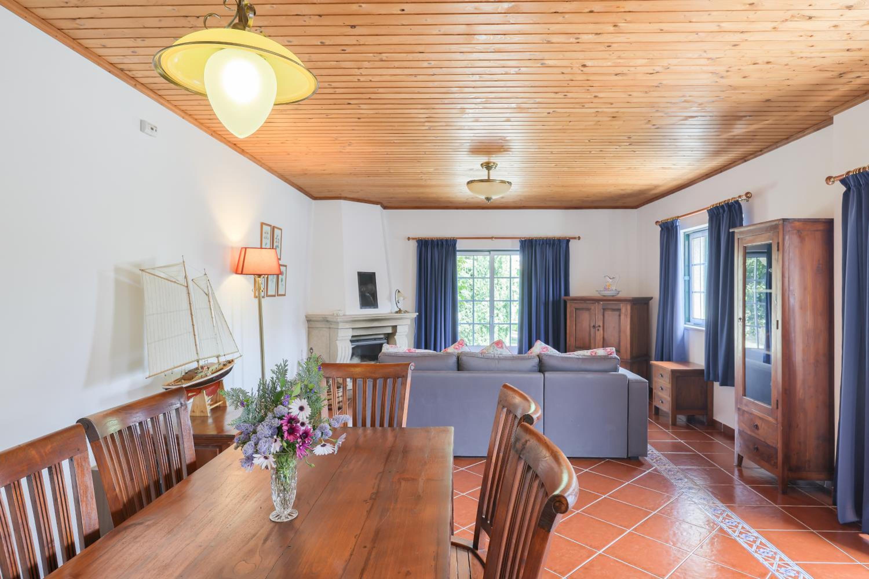 Charming granite cottage in beautiful surroundings