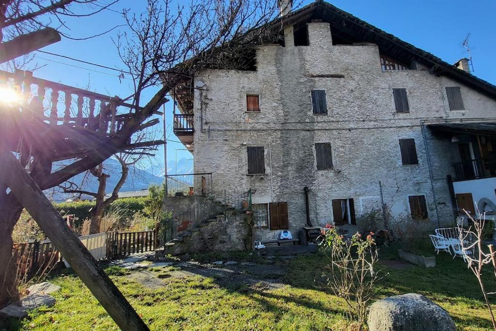 Cretallaz - Rustic chic with castle view, free parking and WiFi view 2