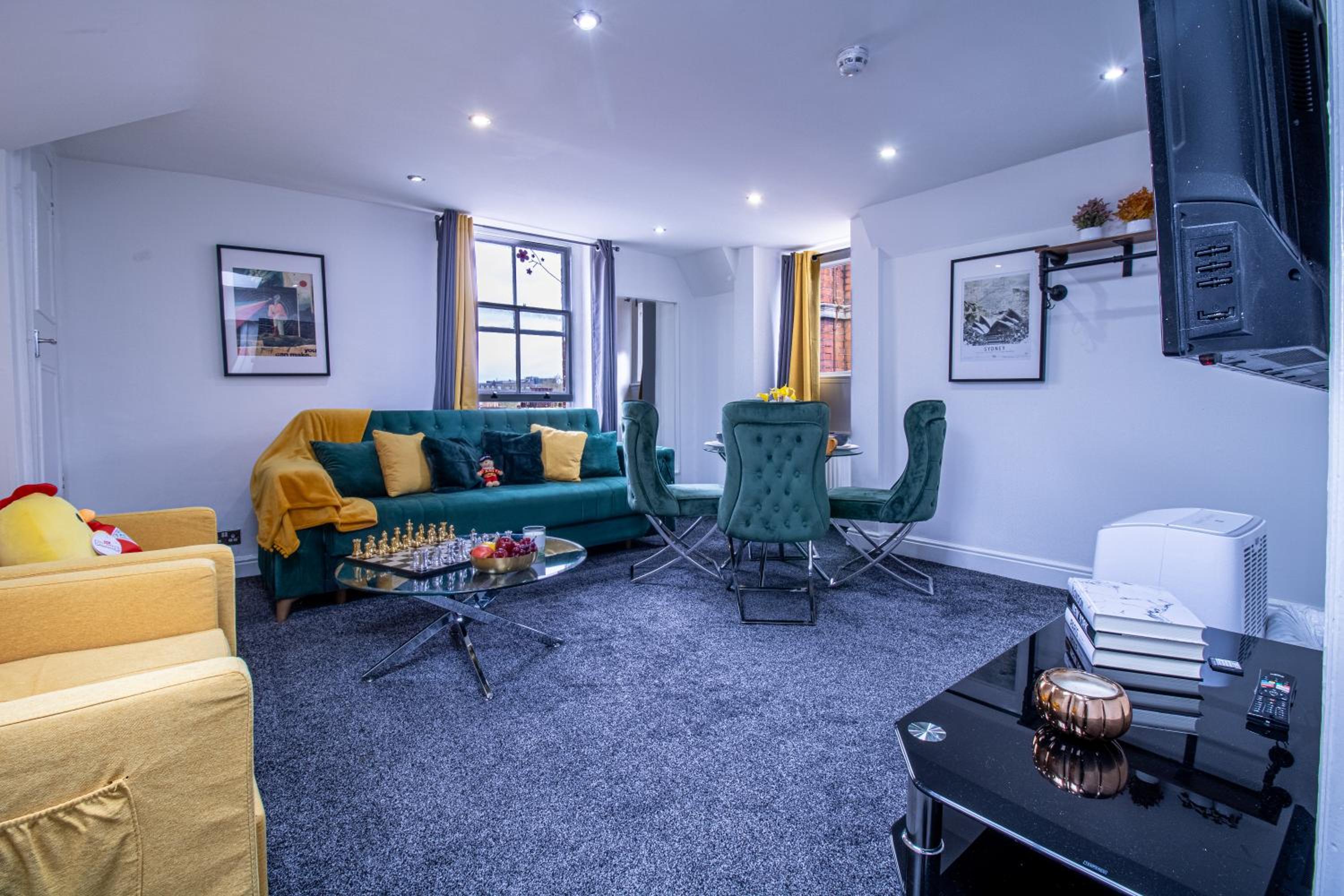 Luxurious Apartments on Oxford Street