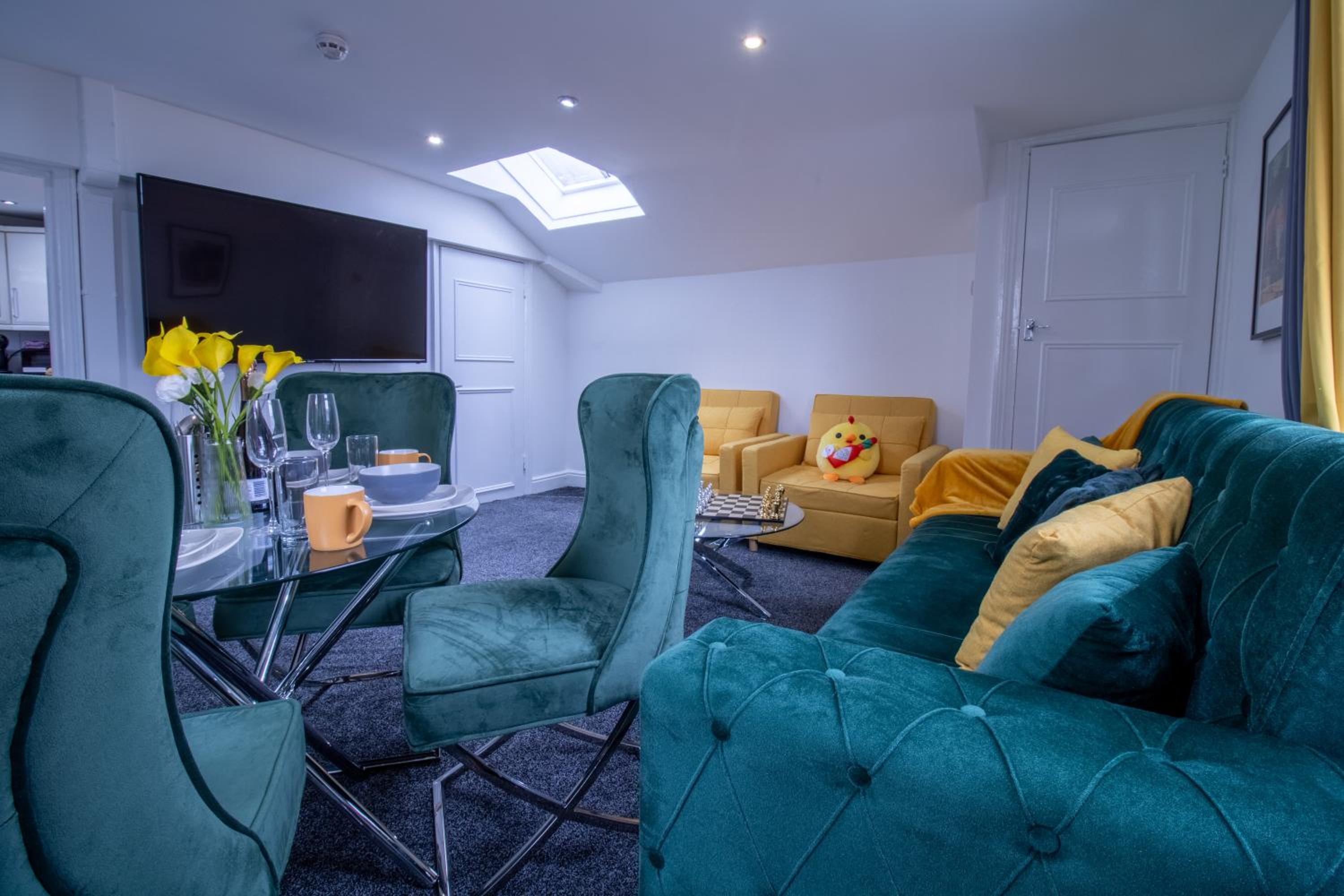 Luxurious Apartments on Oxford Street