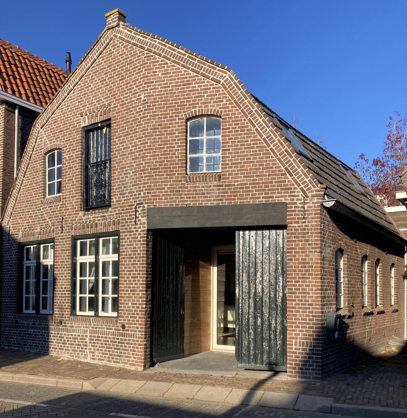 RetreatHouse
