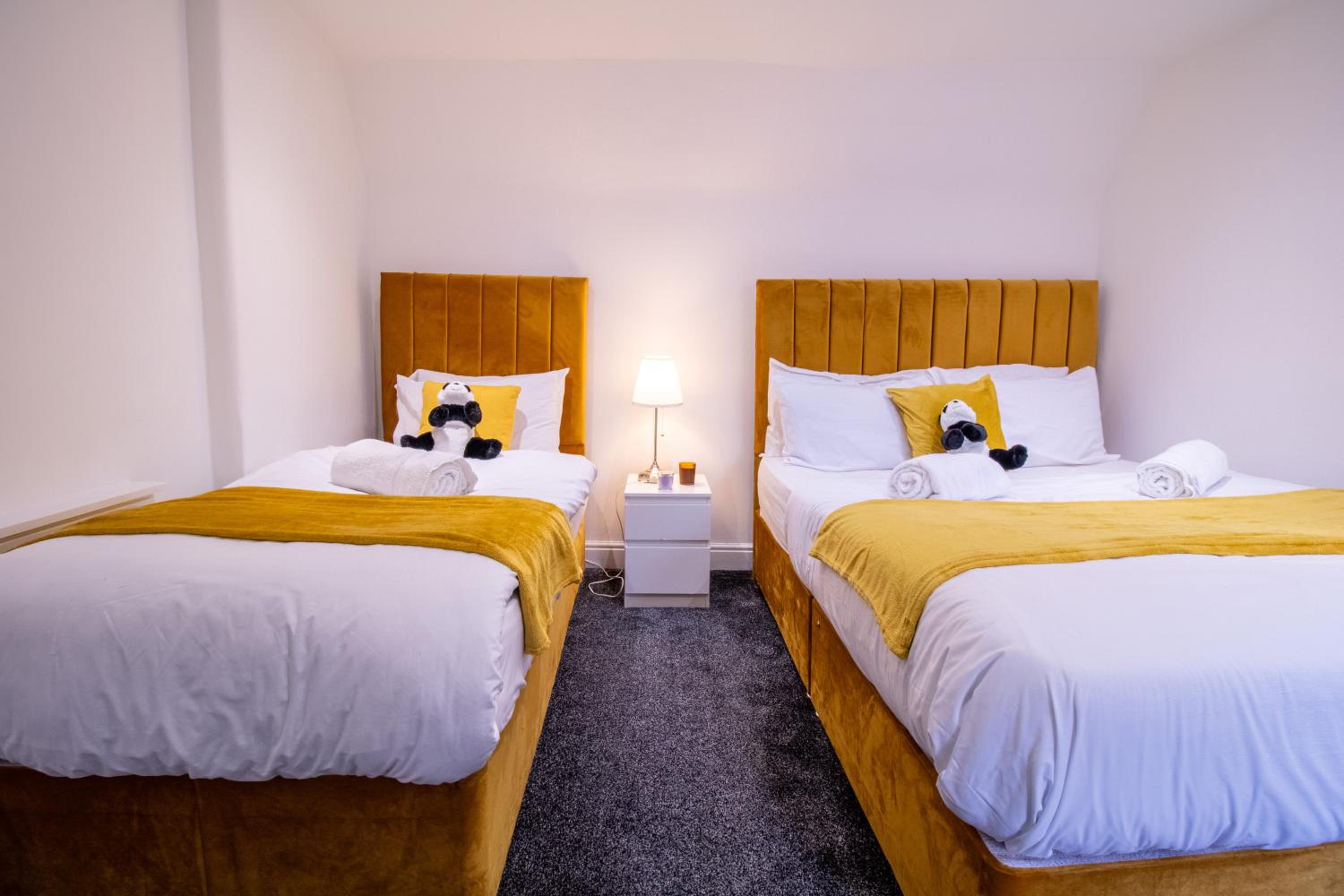 Luxurious Apartments on Oxford Street