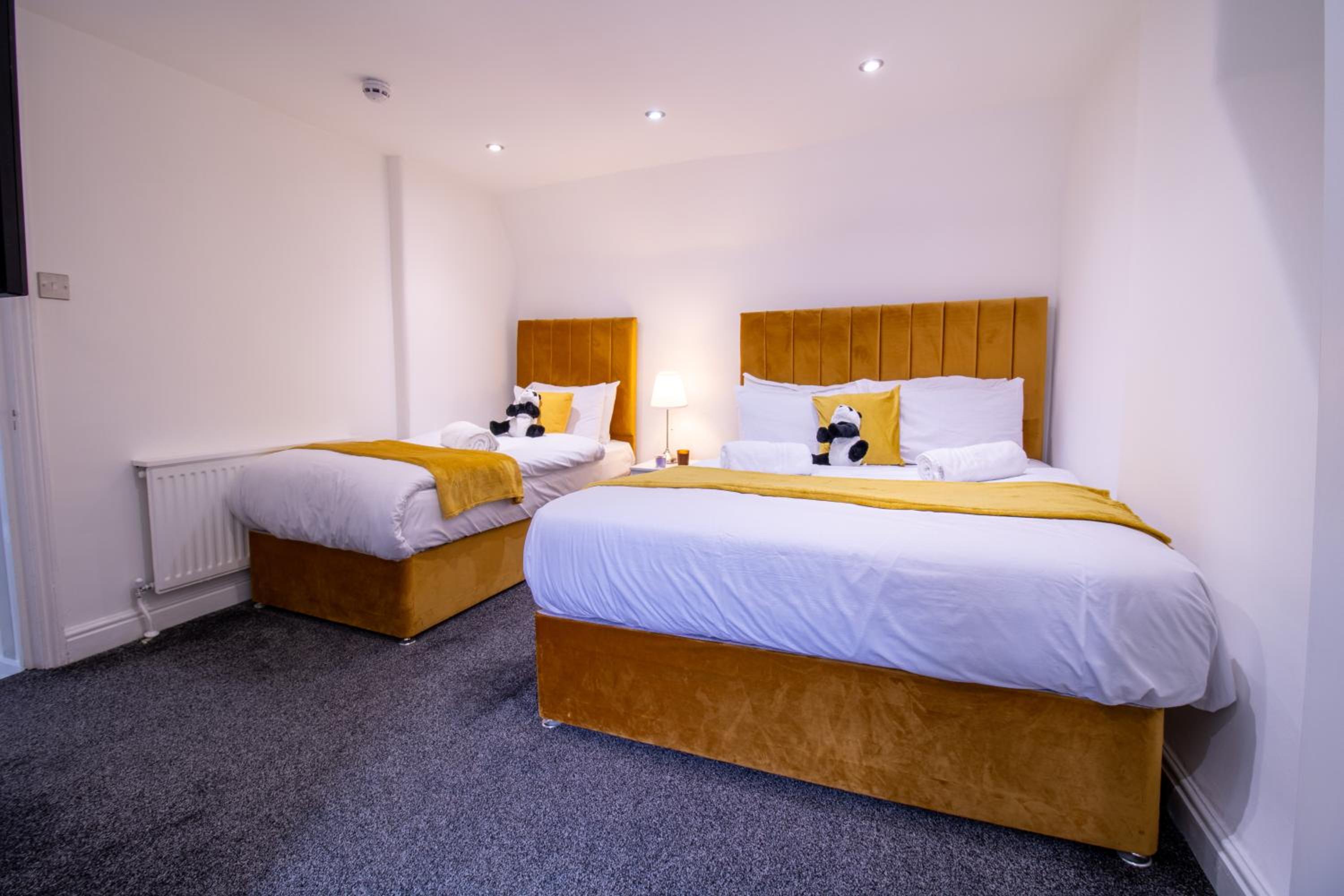Luxurious Apartments on Oxford Street
