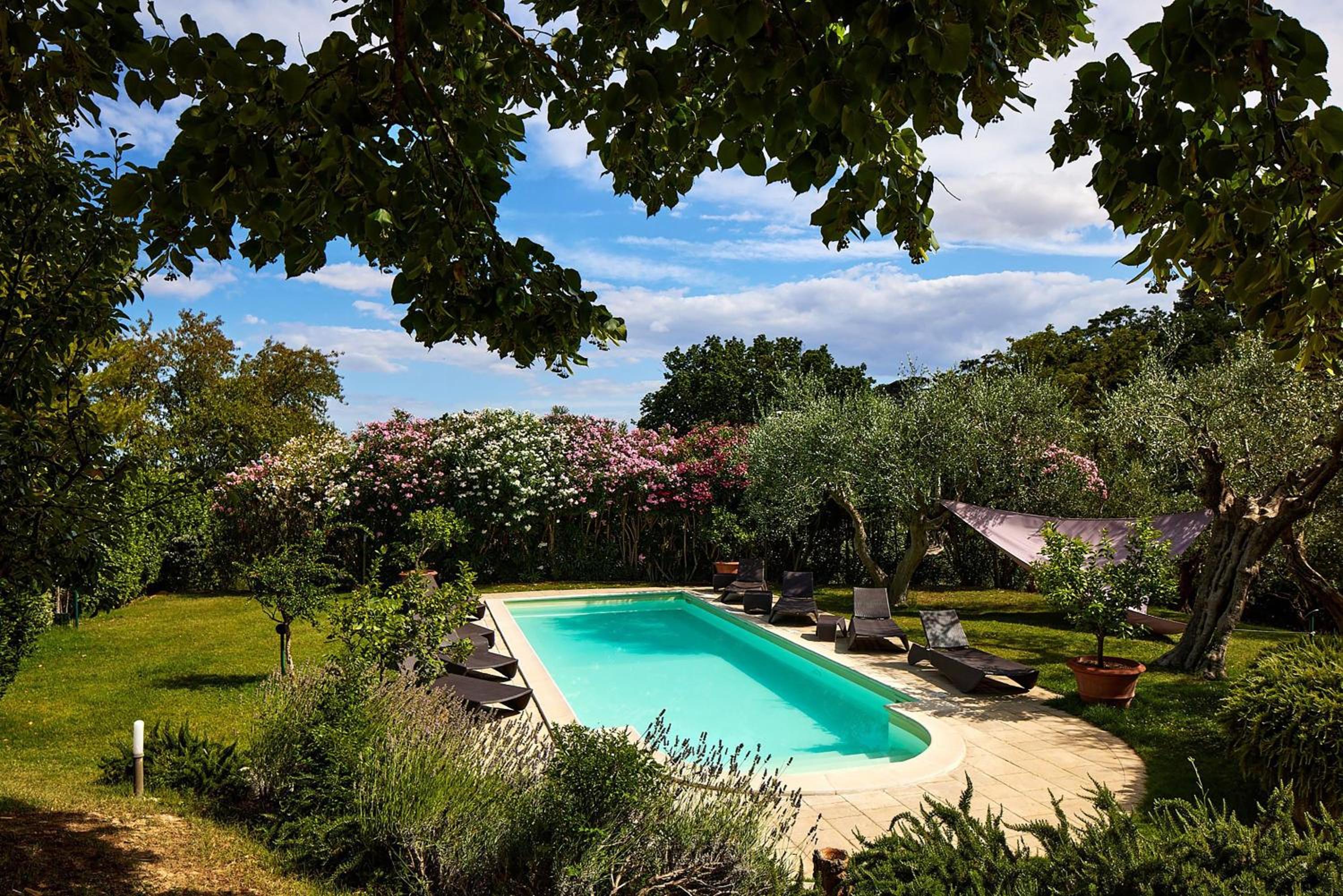 Villa delle Marche by BarbarHouse view 3