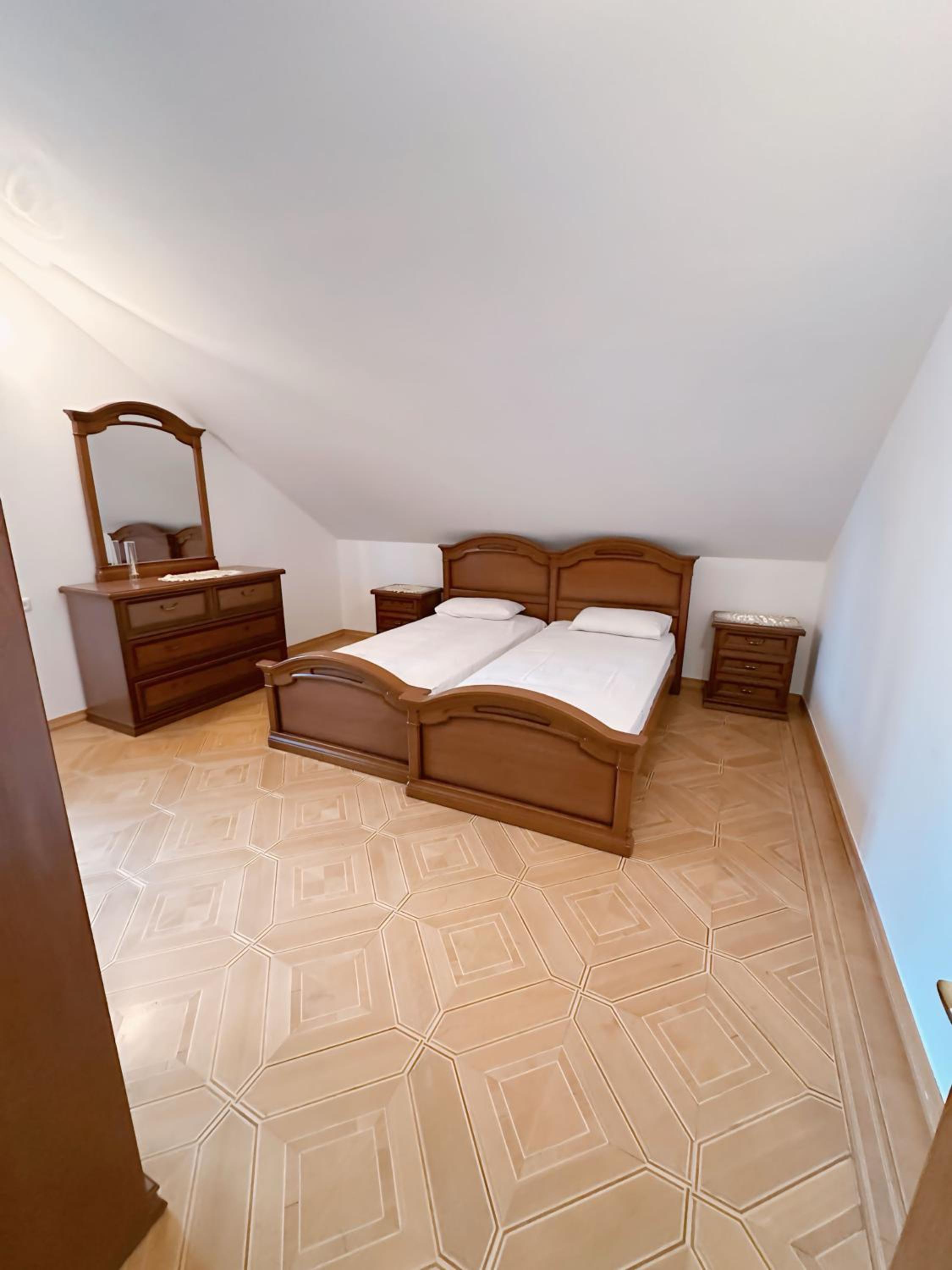 Big Apartament On Republic Square