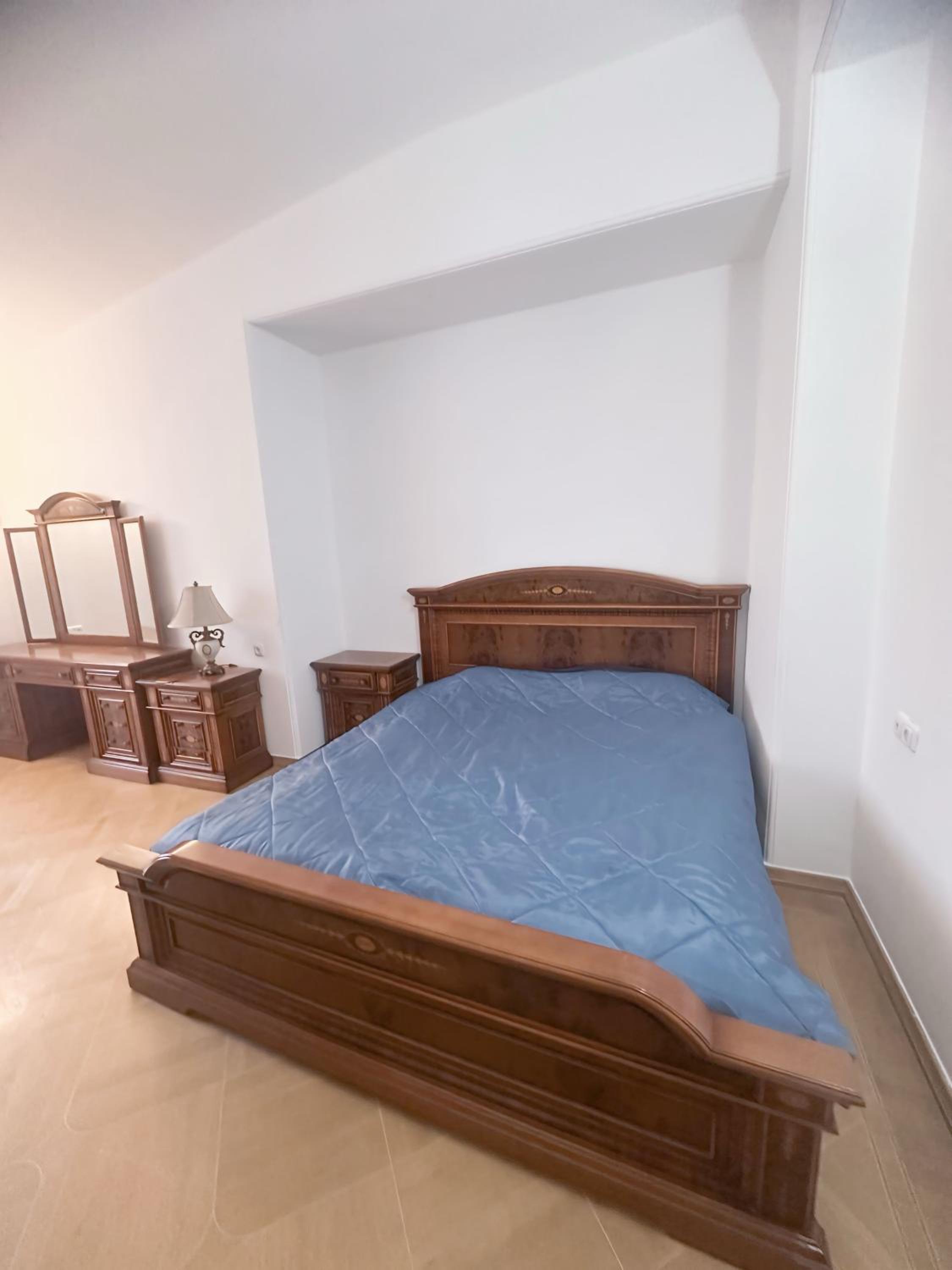 Big Apartament On Republic Square
