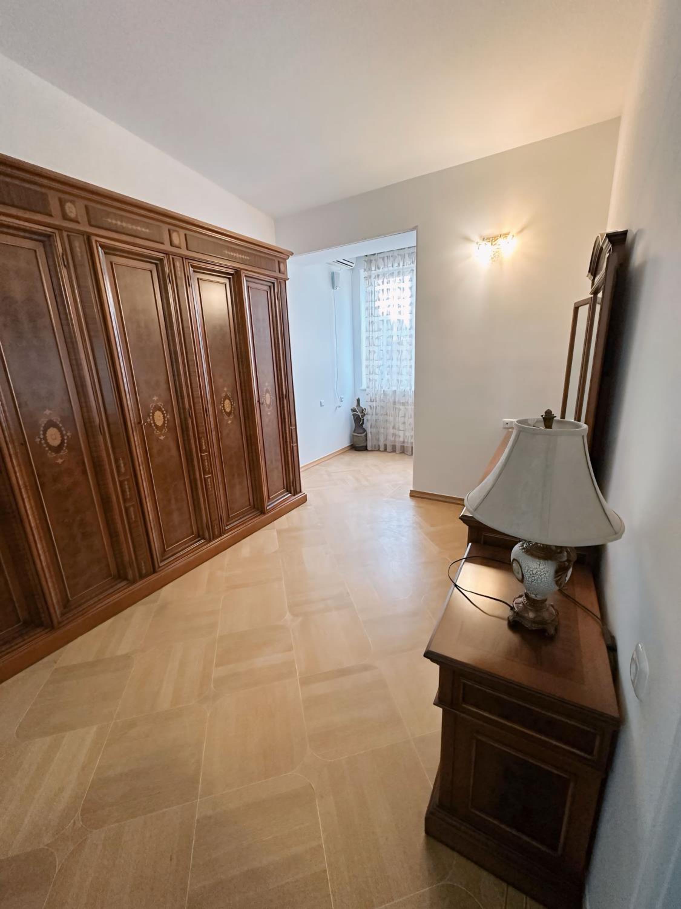 Big Apartament On Republic Square