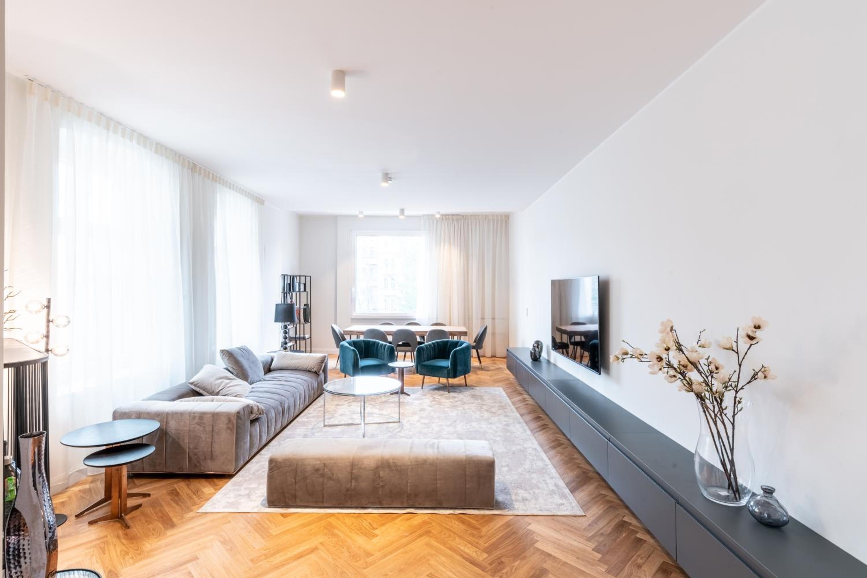 Spacious Apartments In Mitte- Feel The Citycenter