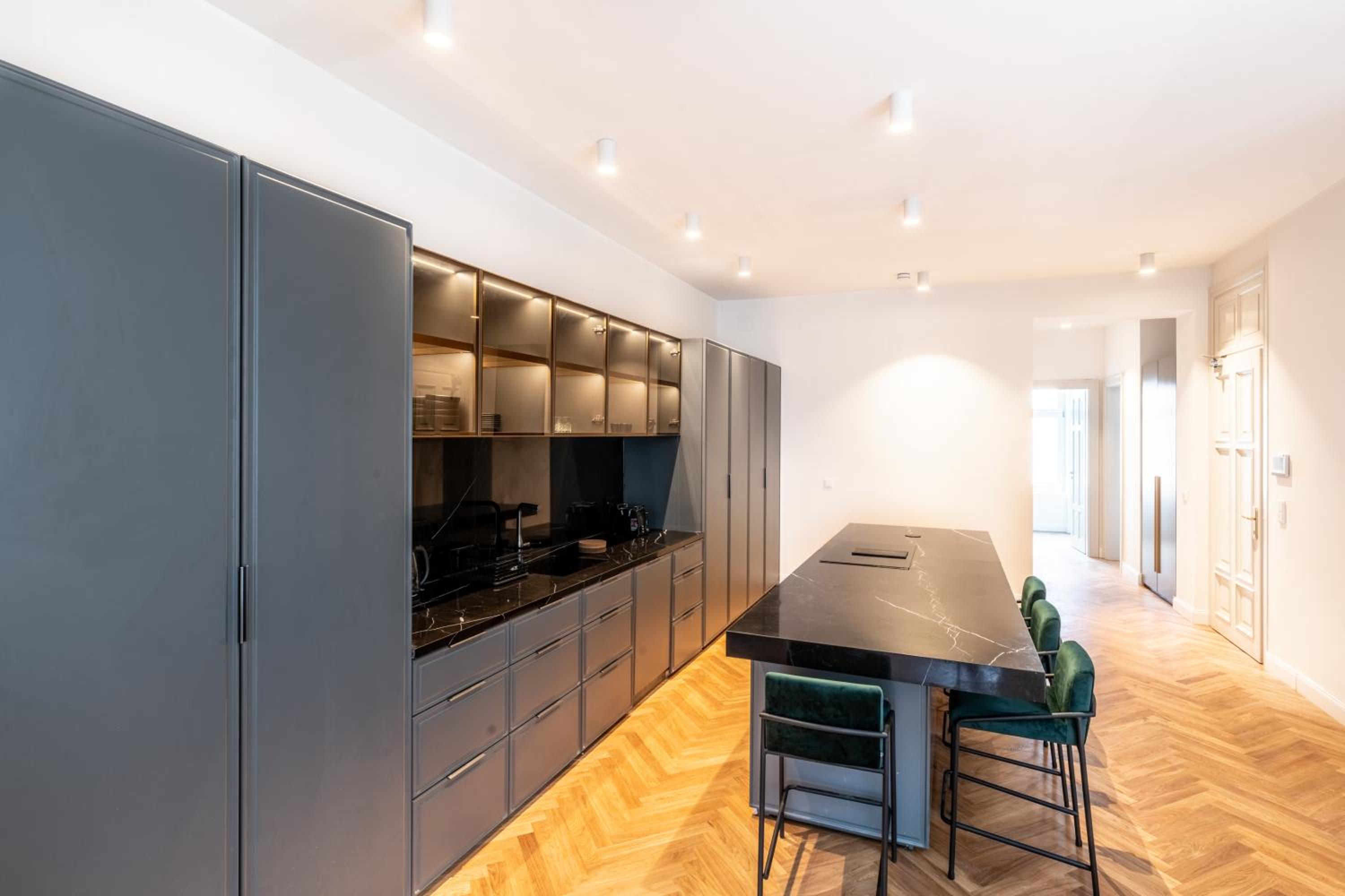 Spacious Apartments In Mitte- Feel The Citycenter