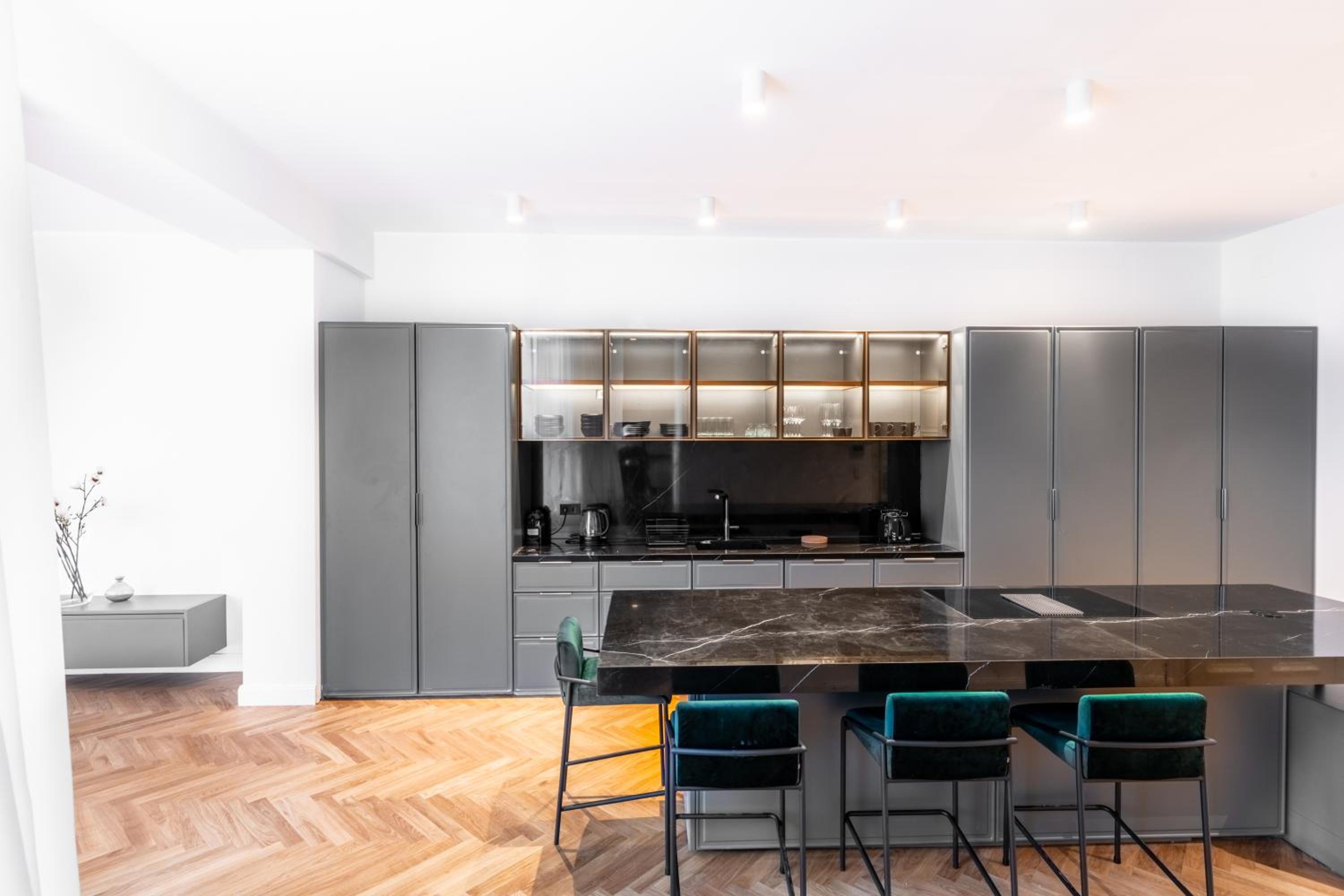 Spacious Apartments In Mitte- Feel The Citycenter