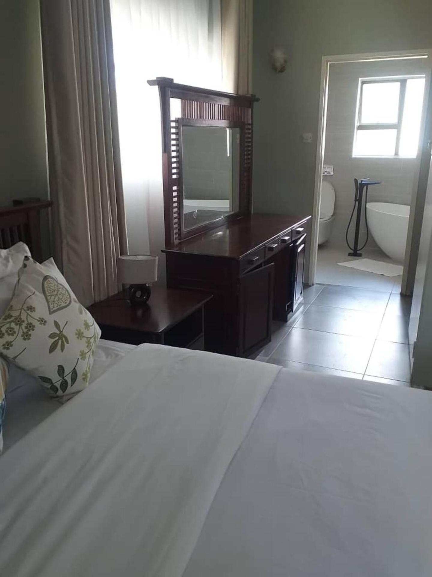 Beautiful No Fuss Serene 3 Bed House in Bulawayo view 5