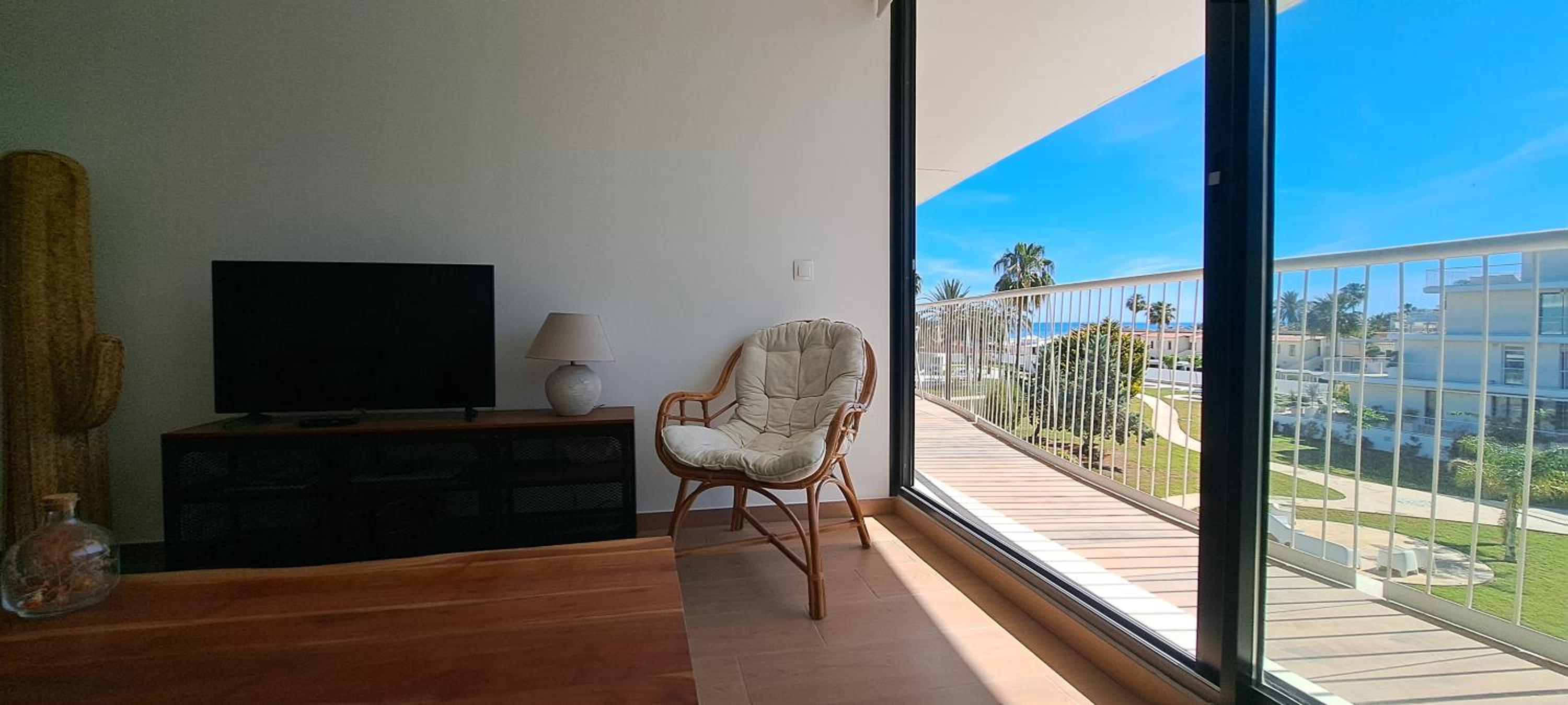 Apartamento junto al mar en Residencial Denia Beach