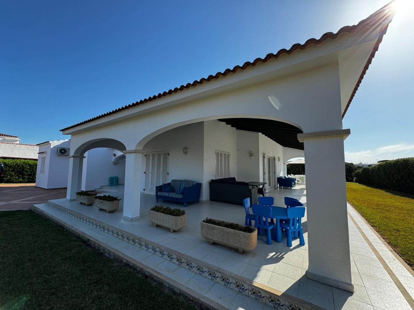 Villa Savanna Spacious villa with private pool near the beach