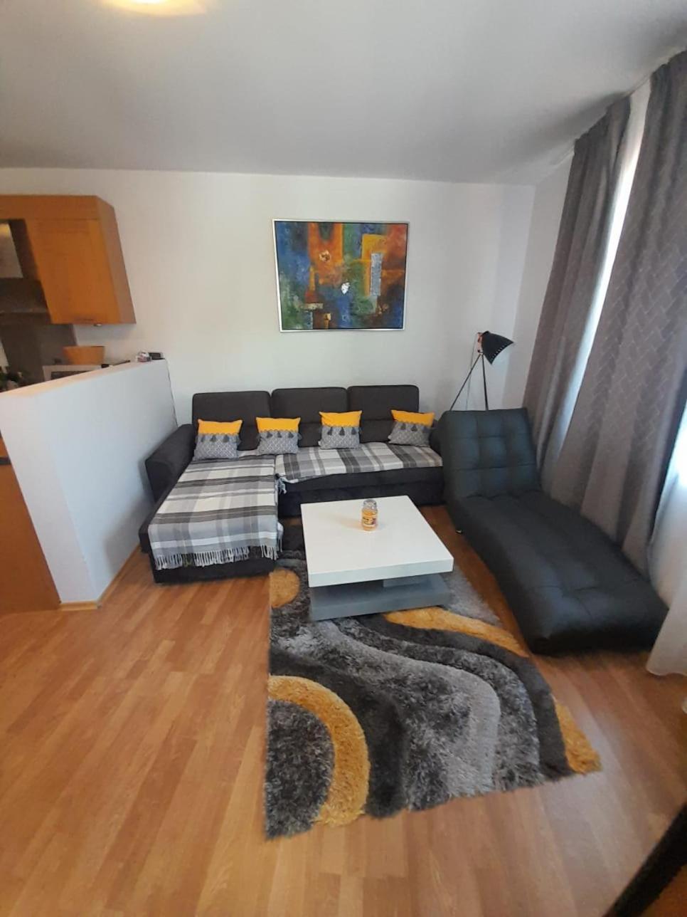 Beautiful 3 Room Apartment with Pool and Sea view Aheloy