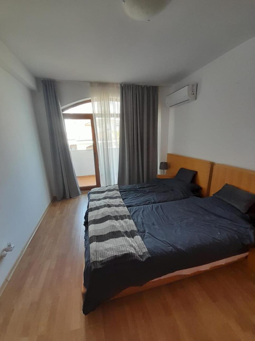 Beautiful 3 Room Apartment with Pool and Sea view Aheloy