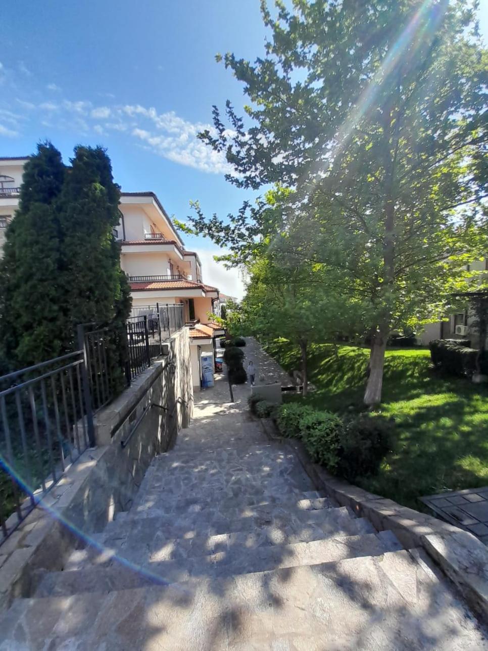 Beautiful 3 Room Apartment with Pool and Sea view Aheloy