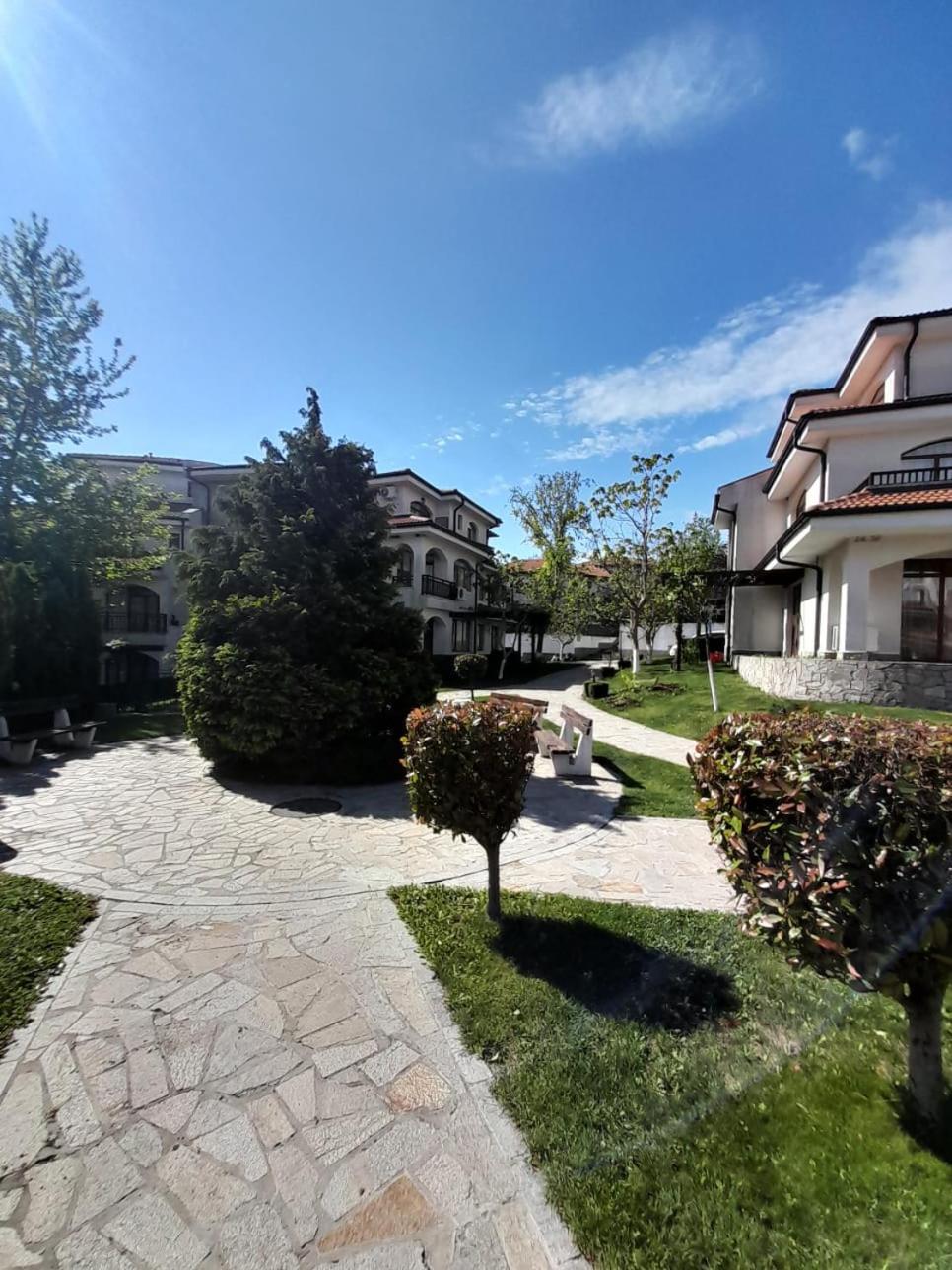 Beautiful 3 Room Apartment with Pool and Sea view Aheloy