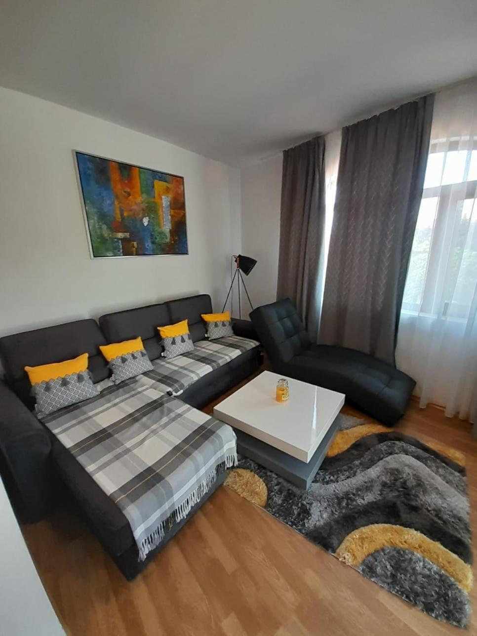 Beautiful 3 Room Apartment with Pool and Sea view Aheloy
